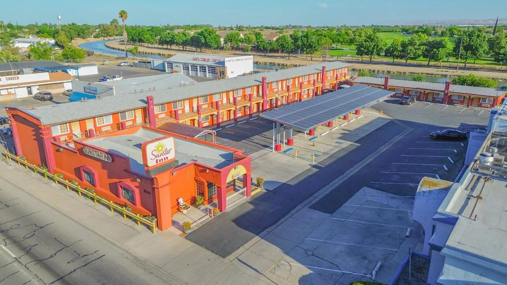 Bird's eye view in Sunstar Inn