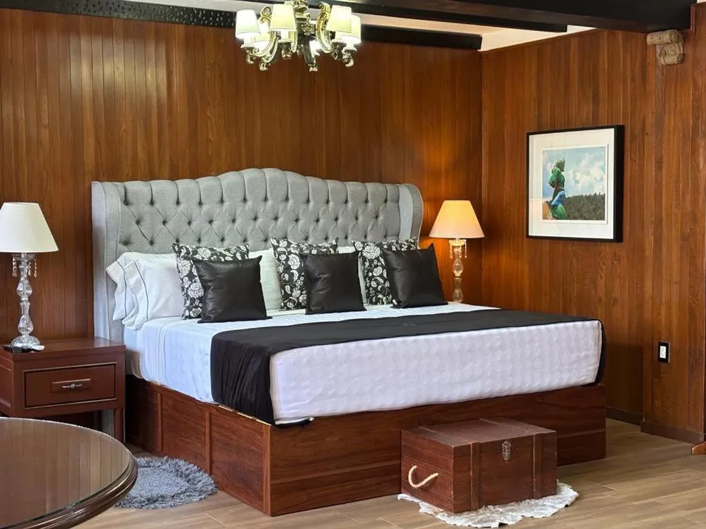 Bedroom, Bed in Hotel Boutique La Mansión Guadalajara