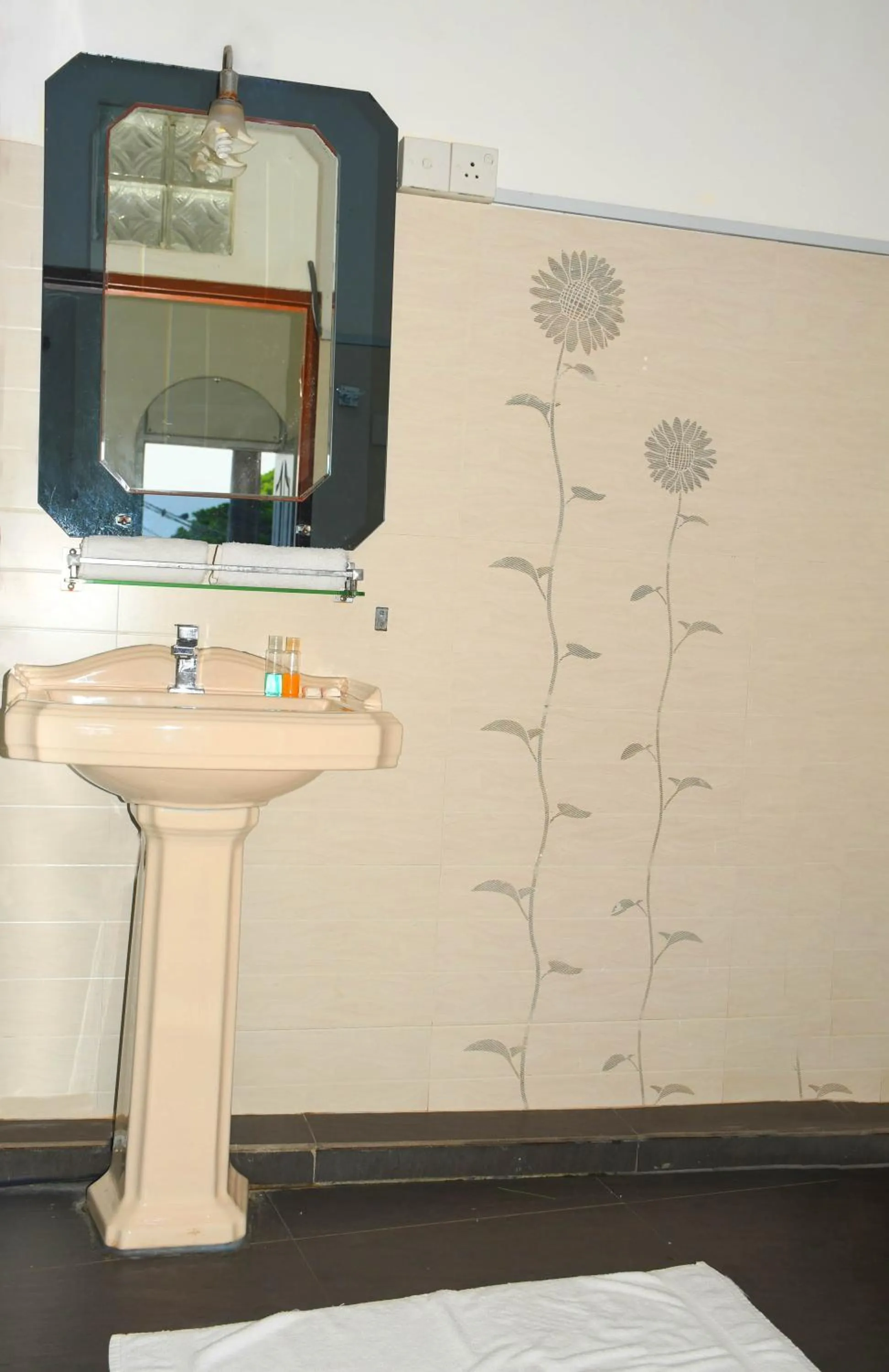 Rampart View Guesthouse