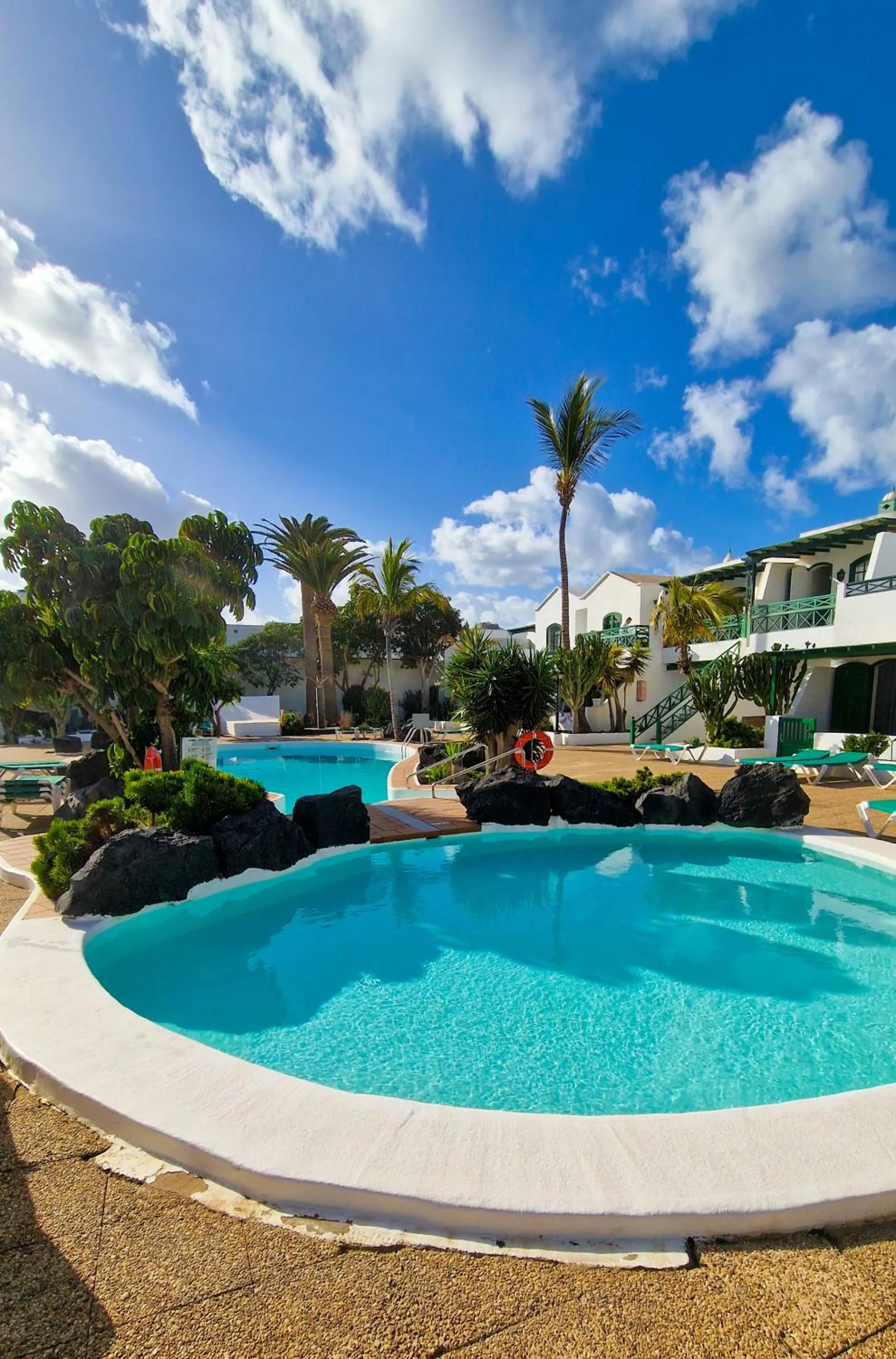 Swimming pool in Un capricho