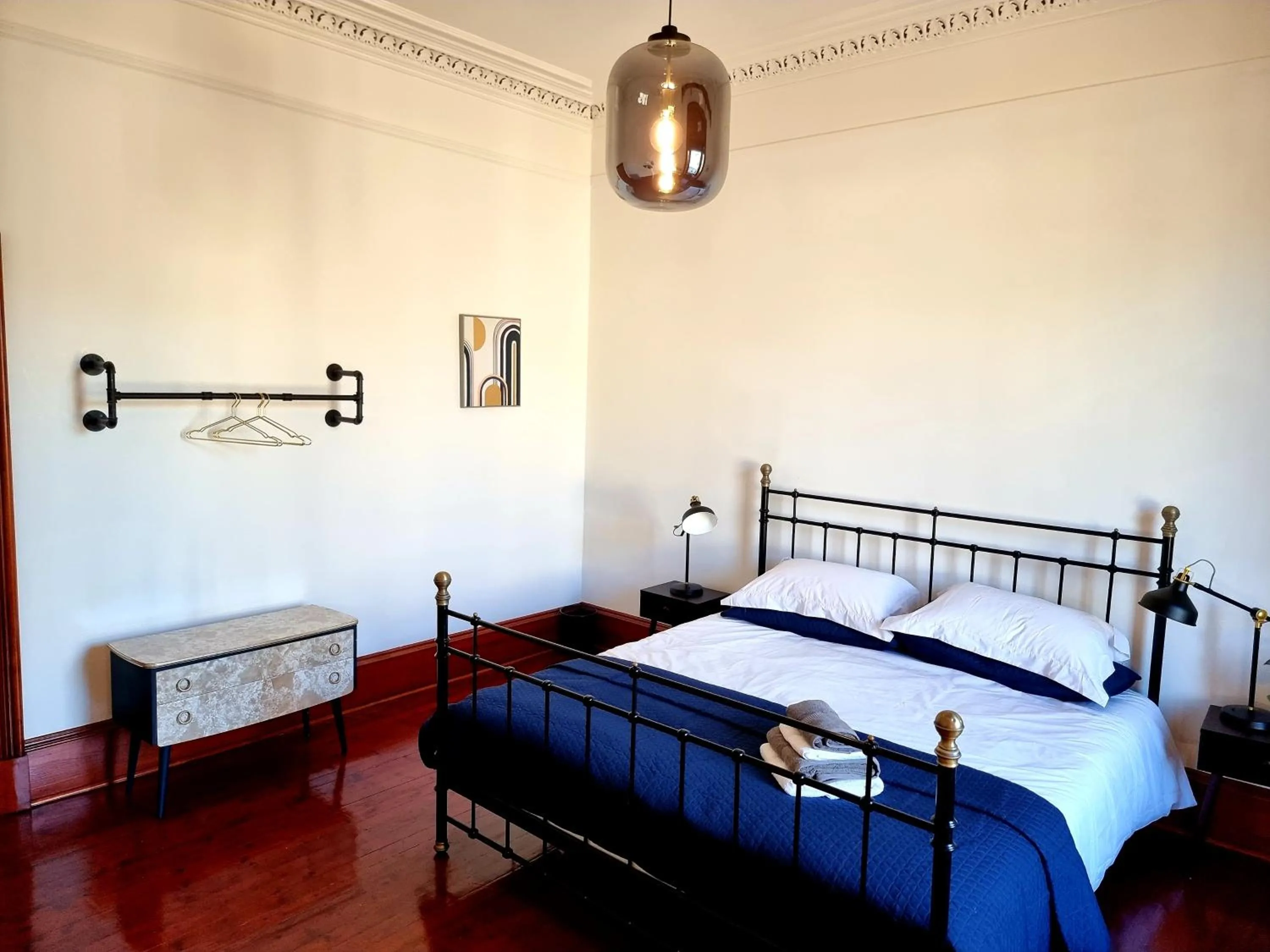 Bed in Luxury 2 bedroom city centre apartment with panoramic views and high ceilings
