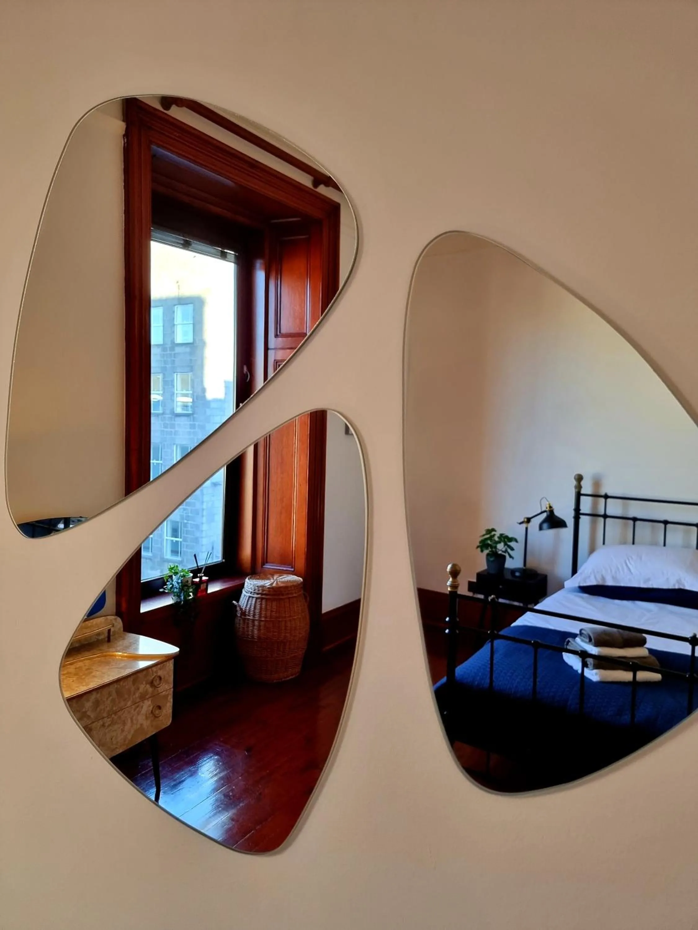 Bed in Luxury 2 bedroom city centre apartment with panoramic views and high ceilings