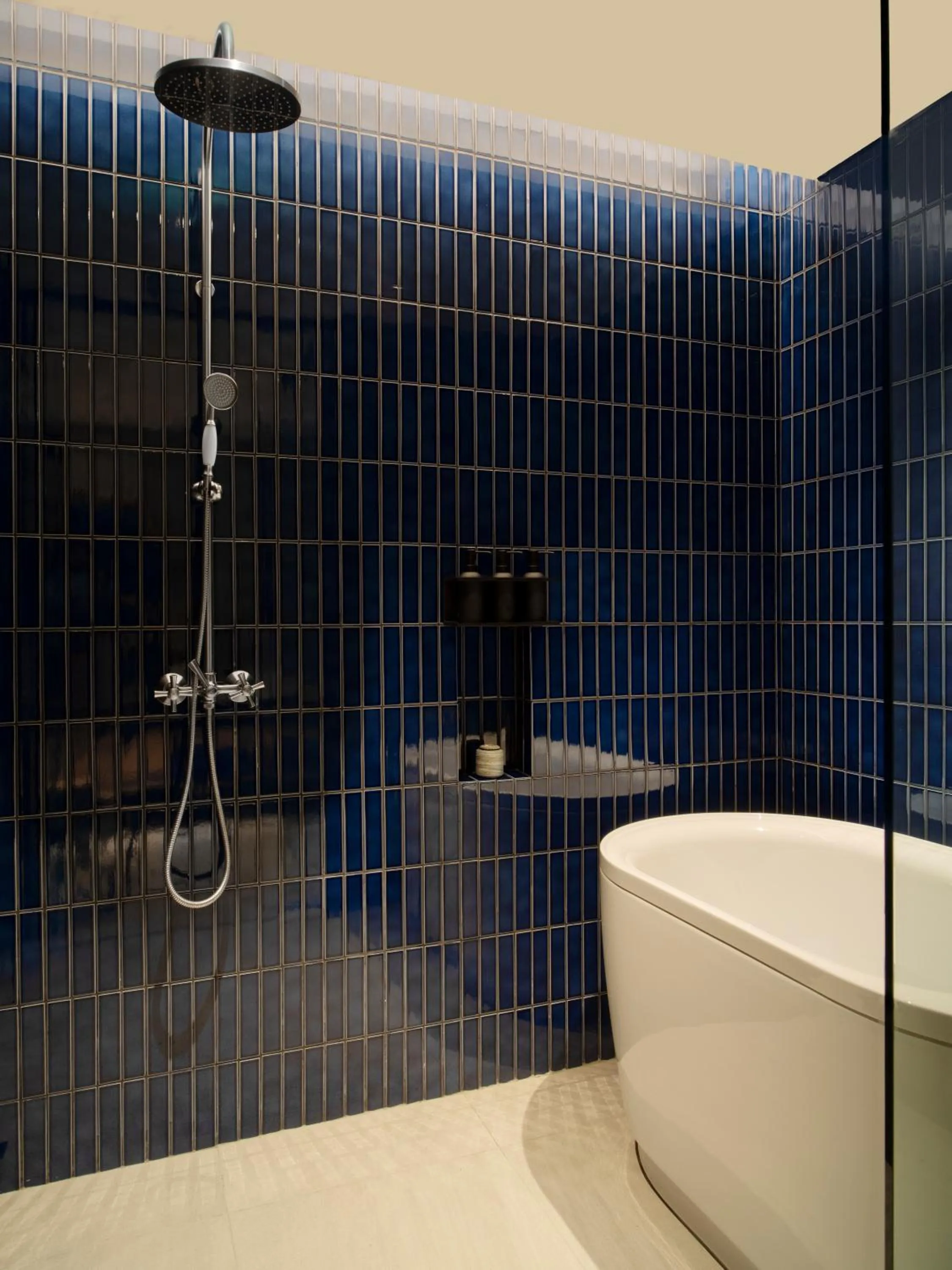 Bathroom in Episode Gading Serpong