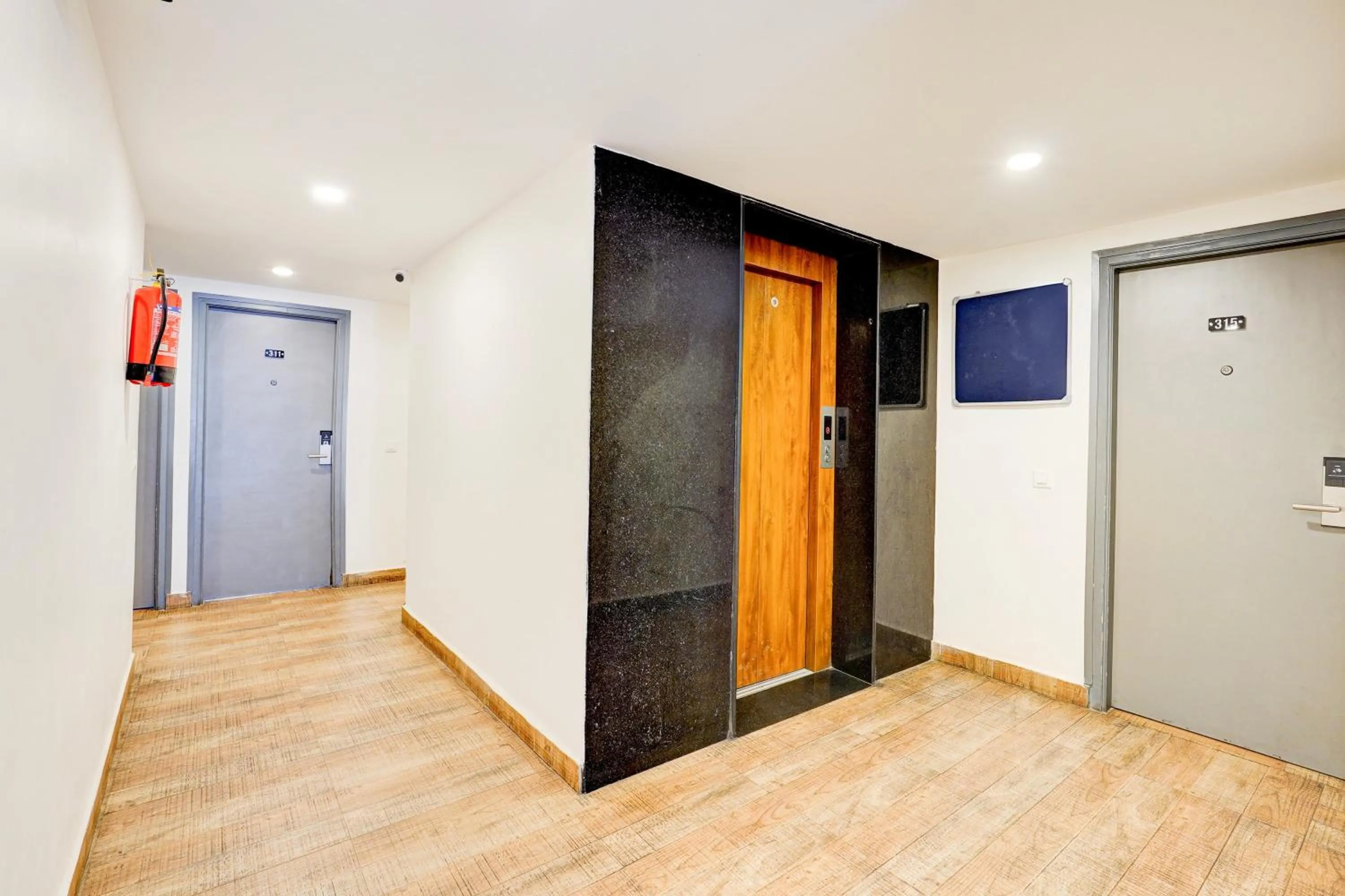 Lobby or reception in Super Townhouse Tirupati