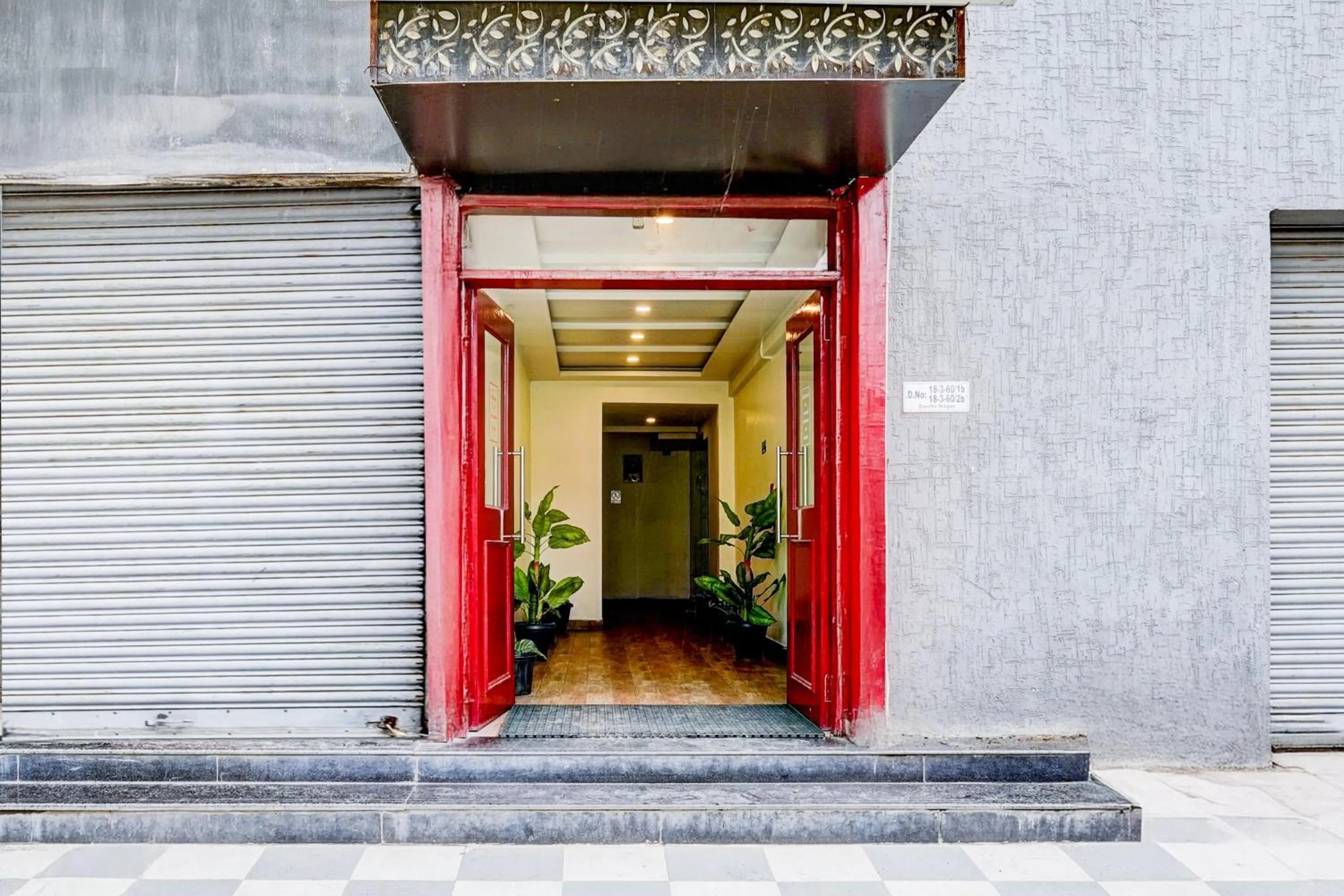 Facade/entrance in Super Townhouse Tirupati