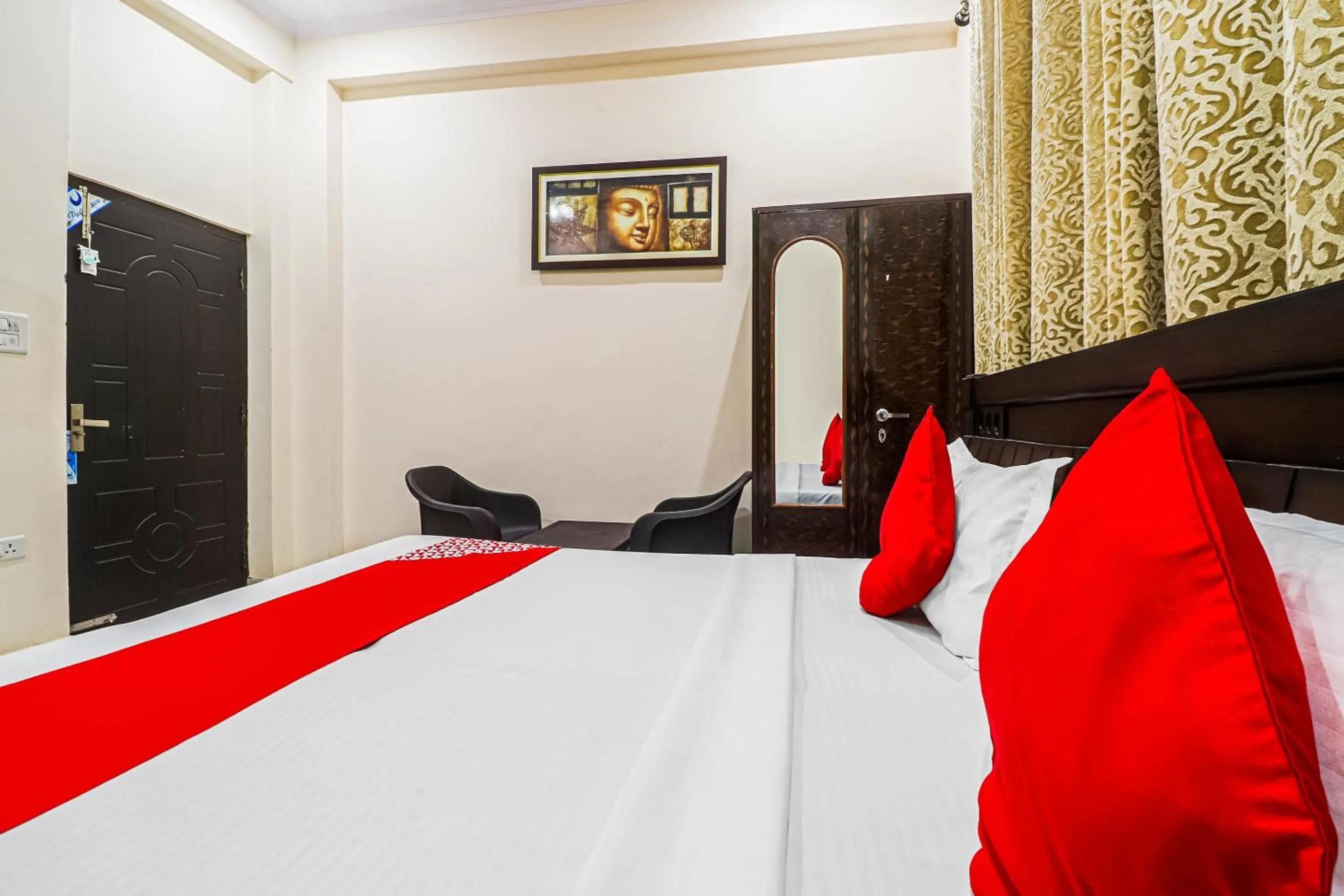Bedroom in Hotel O Townhouse