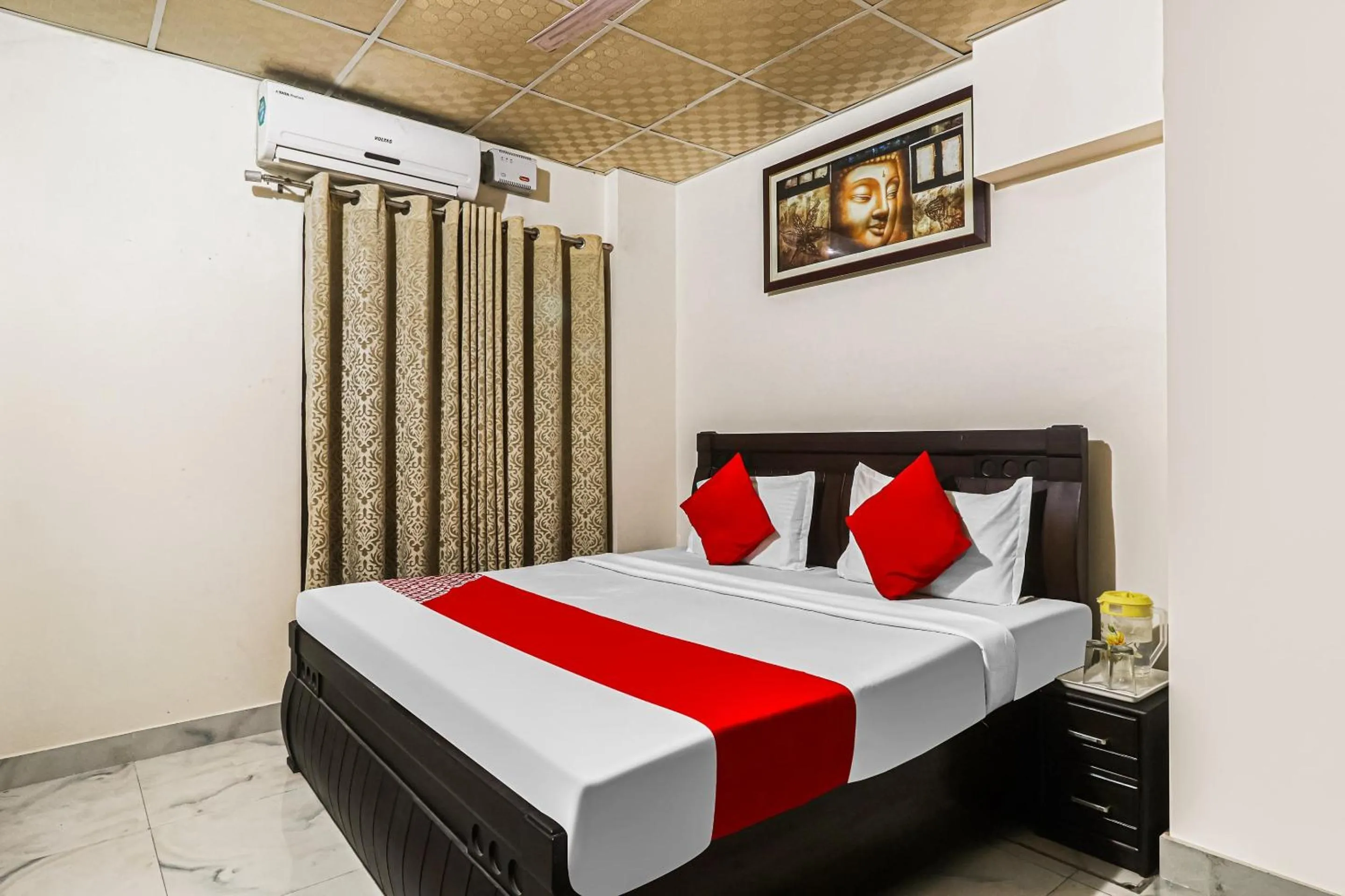 Bedroom in Hotel O Townhouse