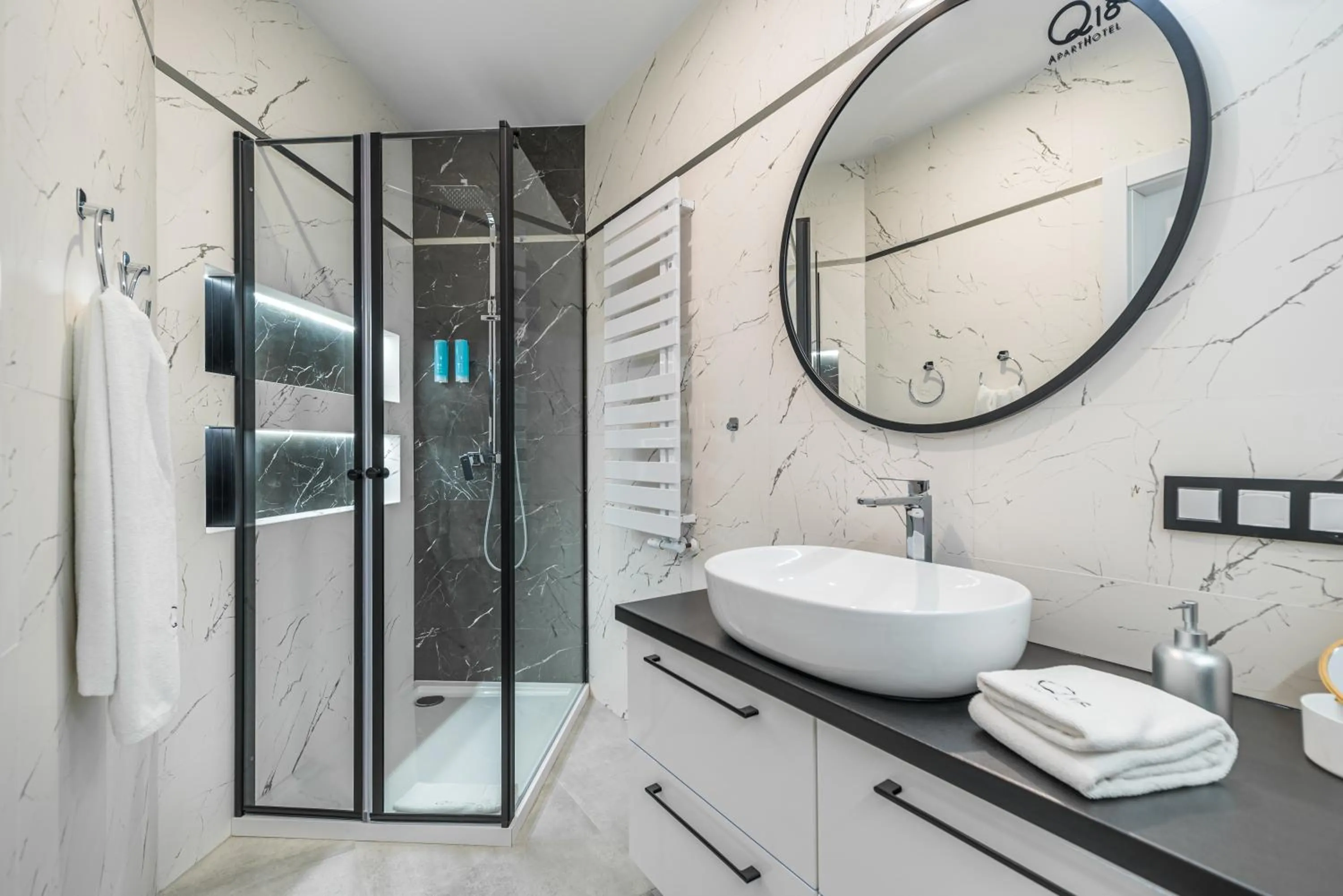 Shower in Q18 ApartHotel