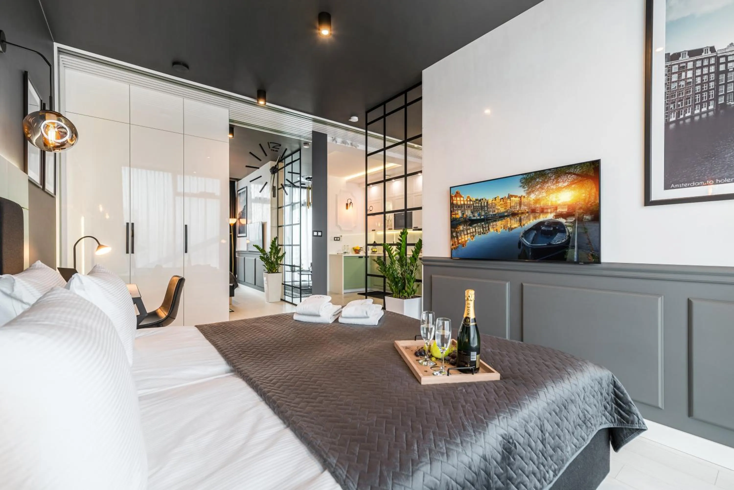 Bed in Q18 ApartHotel