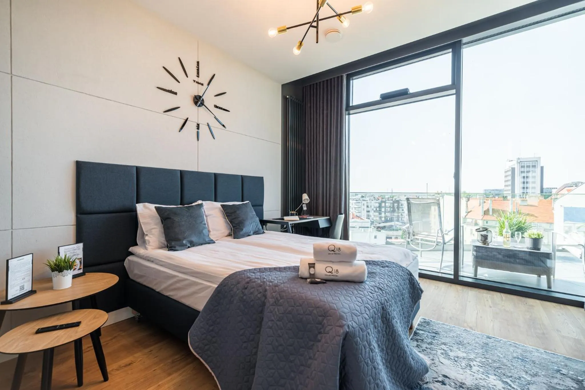 Bed in Q18 ApartHotel