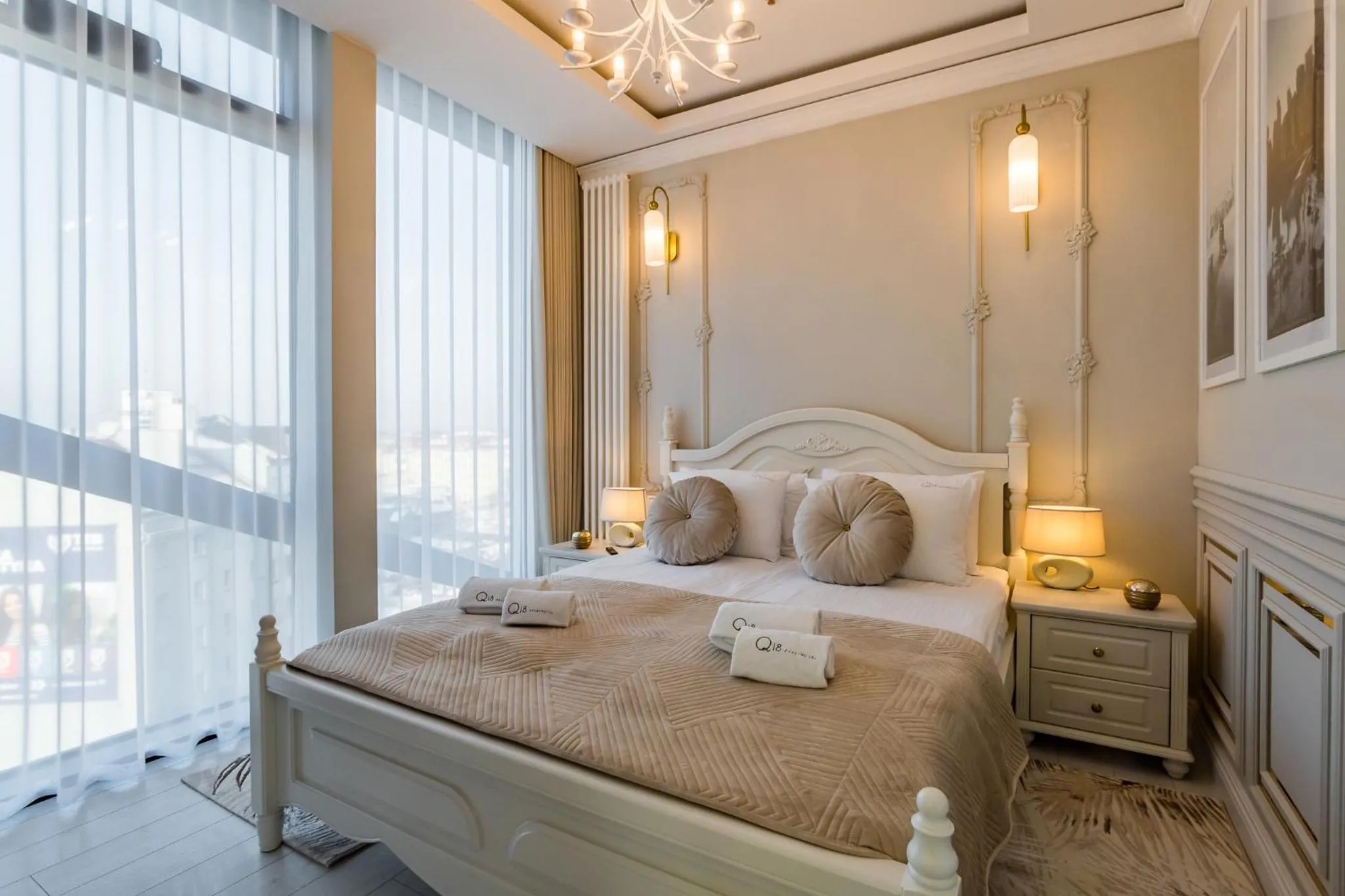 Bed in Q18 ApartHotel