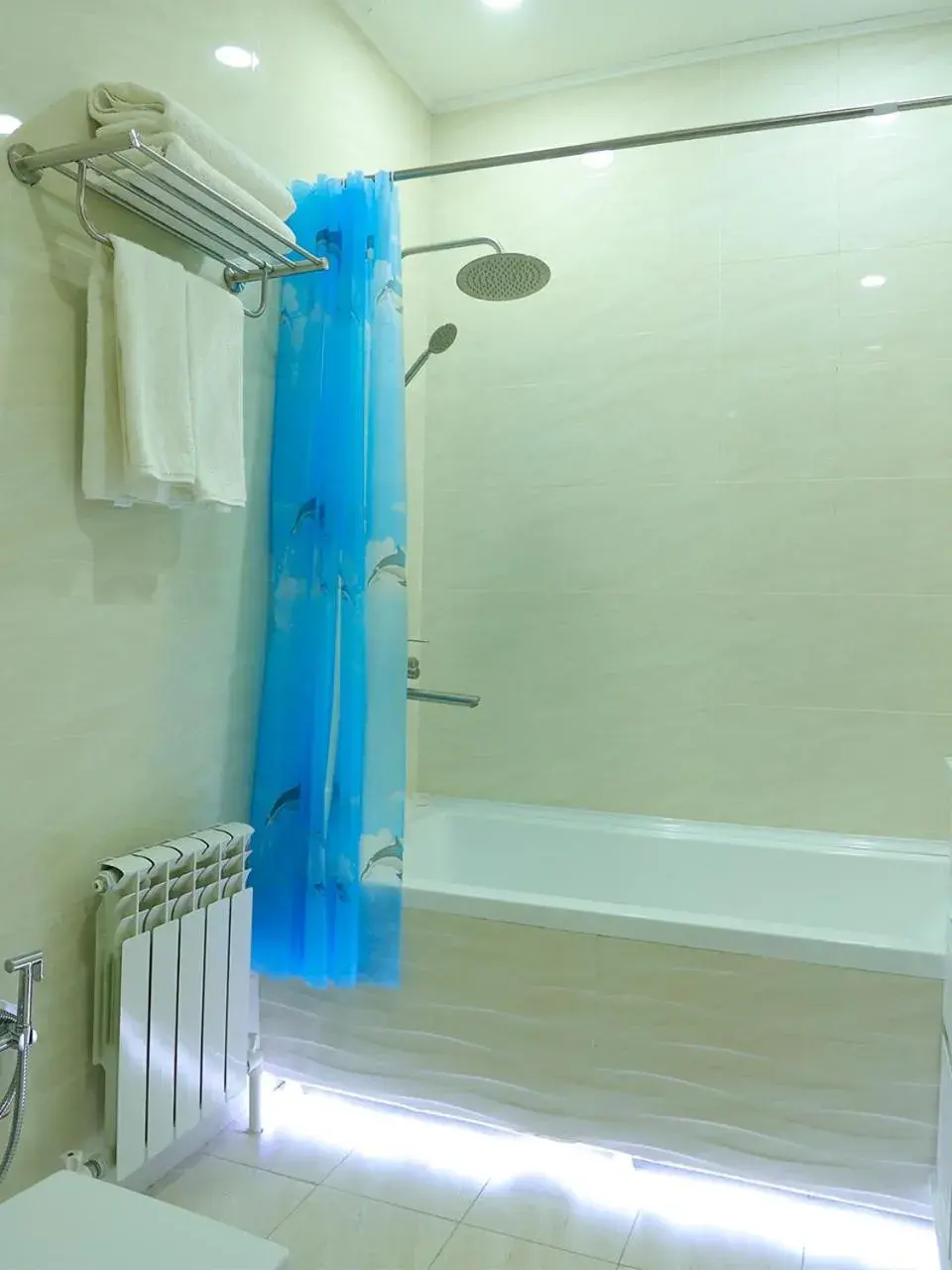 Twin Room with Bathroom - single occupancy in DUNYO PALACE Twin Room with Bathroom - single occupancy in DUNYO PALACE