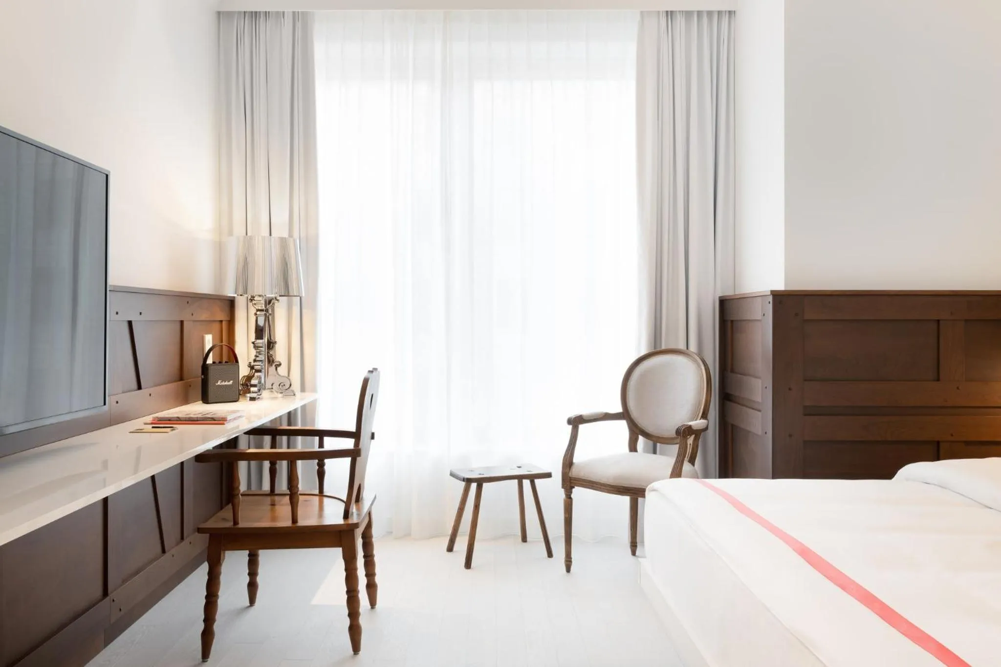 Photo of the whole room, Bed in Ruby Rosi Hotel Munich