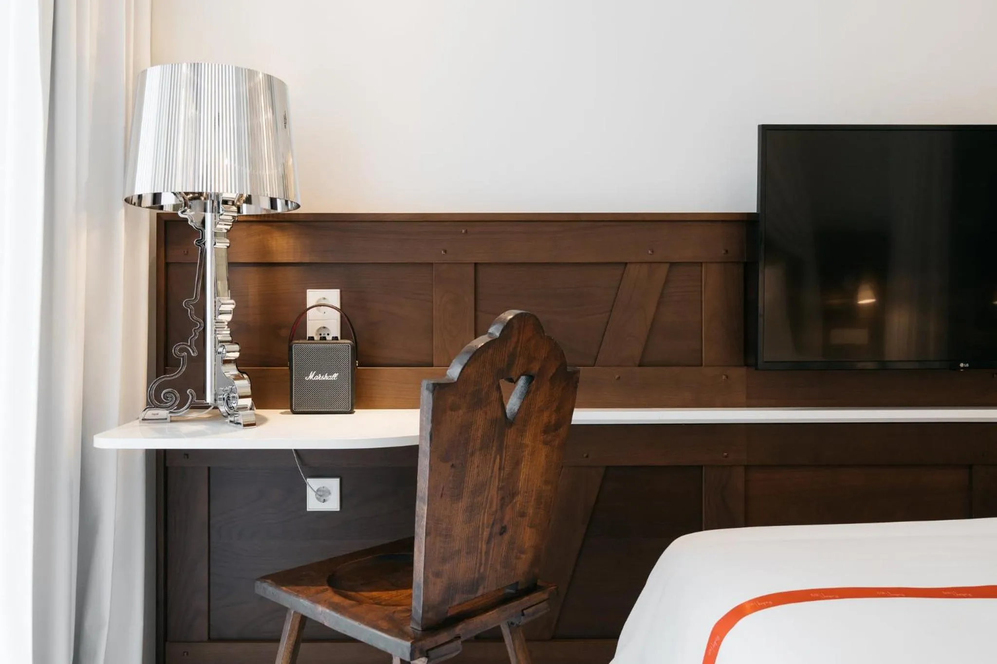 Photo of the whole room, Bed in Ruby Rosi Hotel Munich