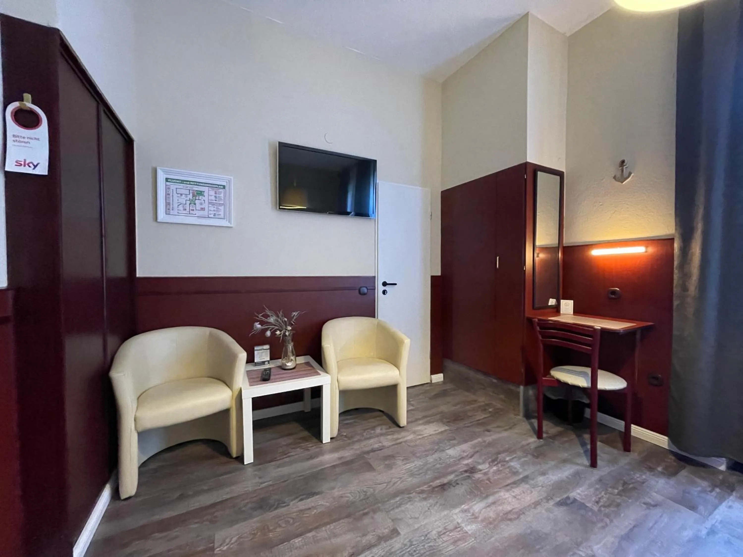 Photo of the whole room in Hotel Hanseatic