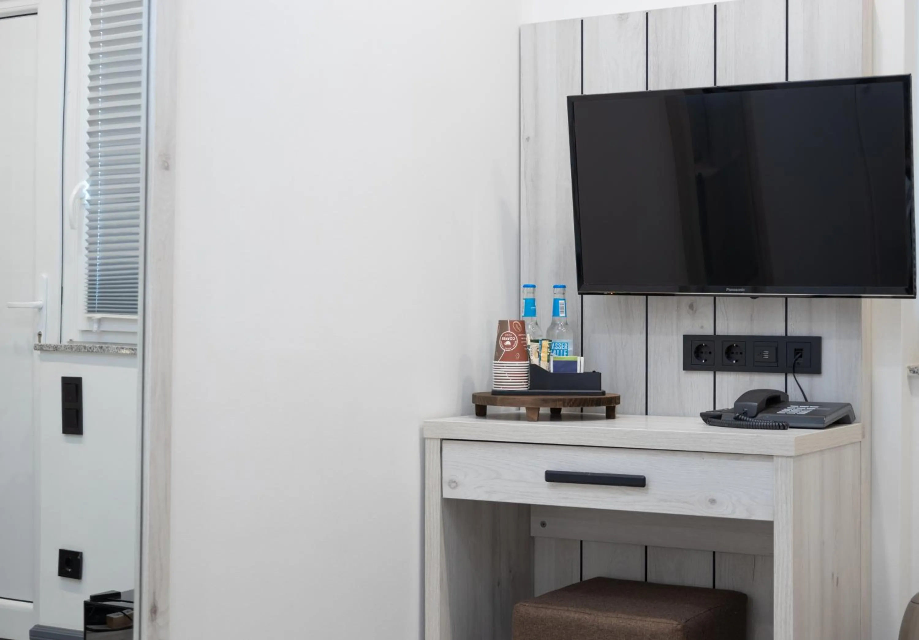 TV and multimedia in Hotel Innception