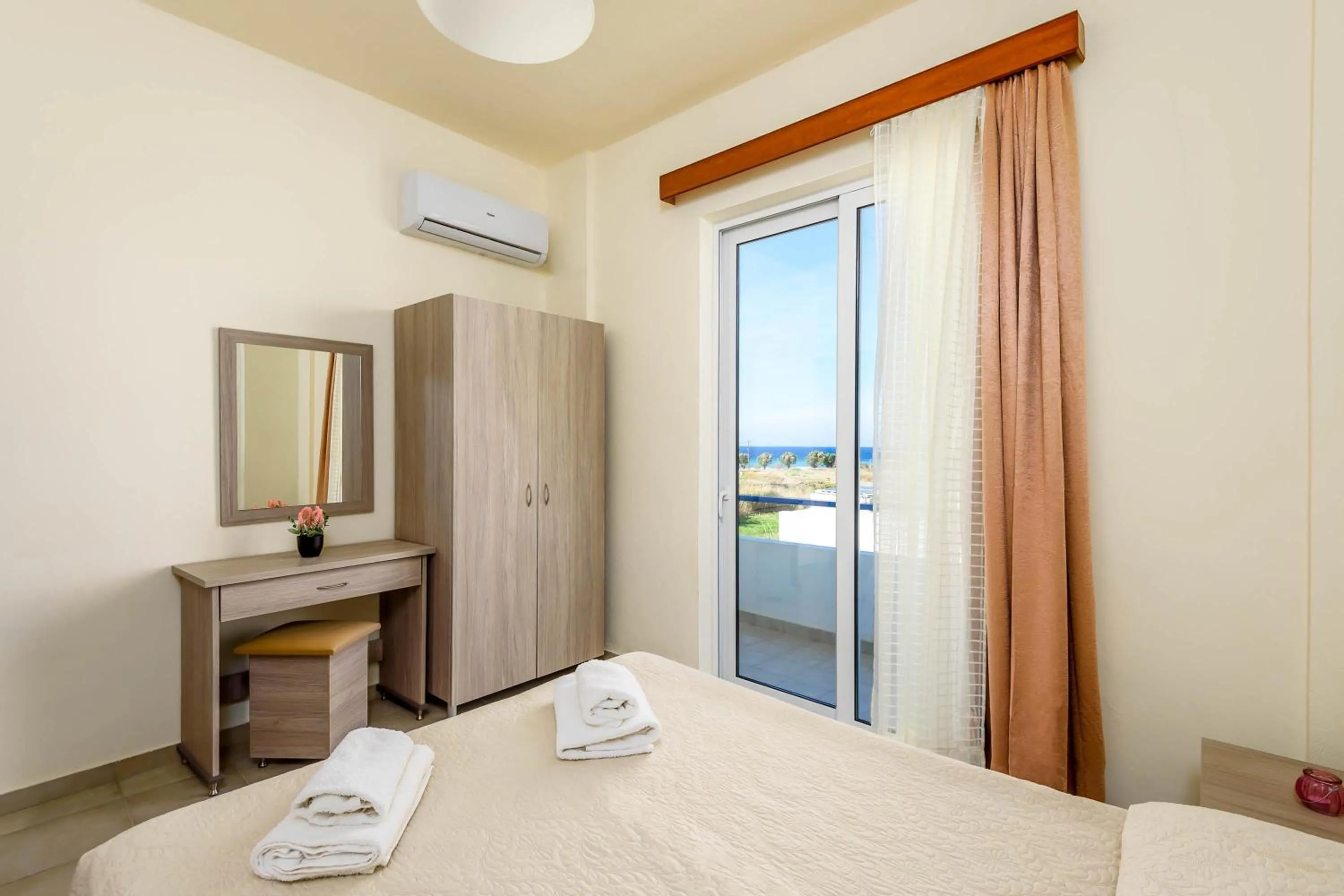 Bed in Litsas Studios