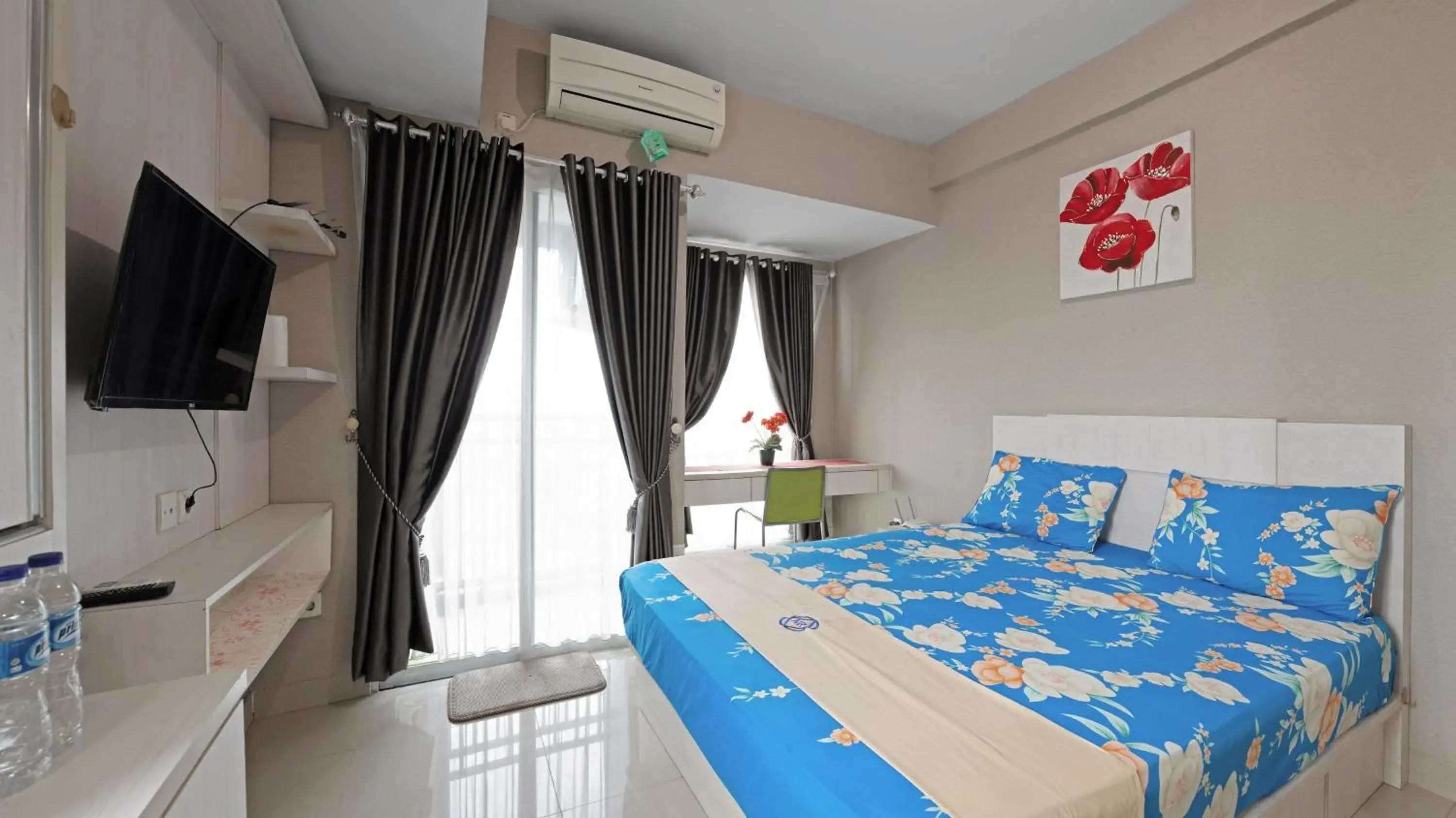 Bed in Apartemen Grand Dhika City by Nina Bed in Apartemen Grand Dhika City by Nina