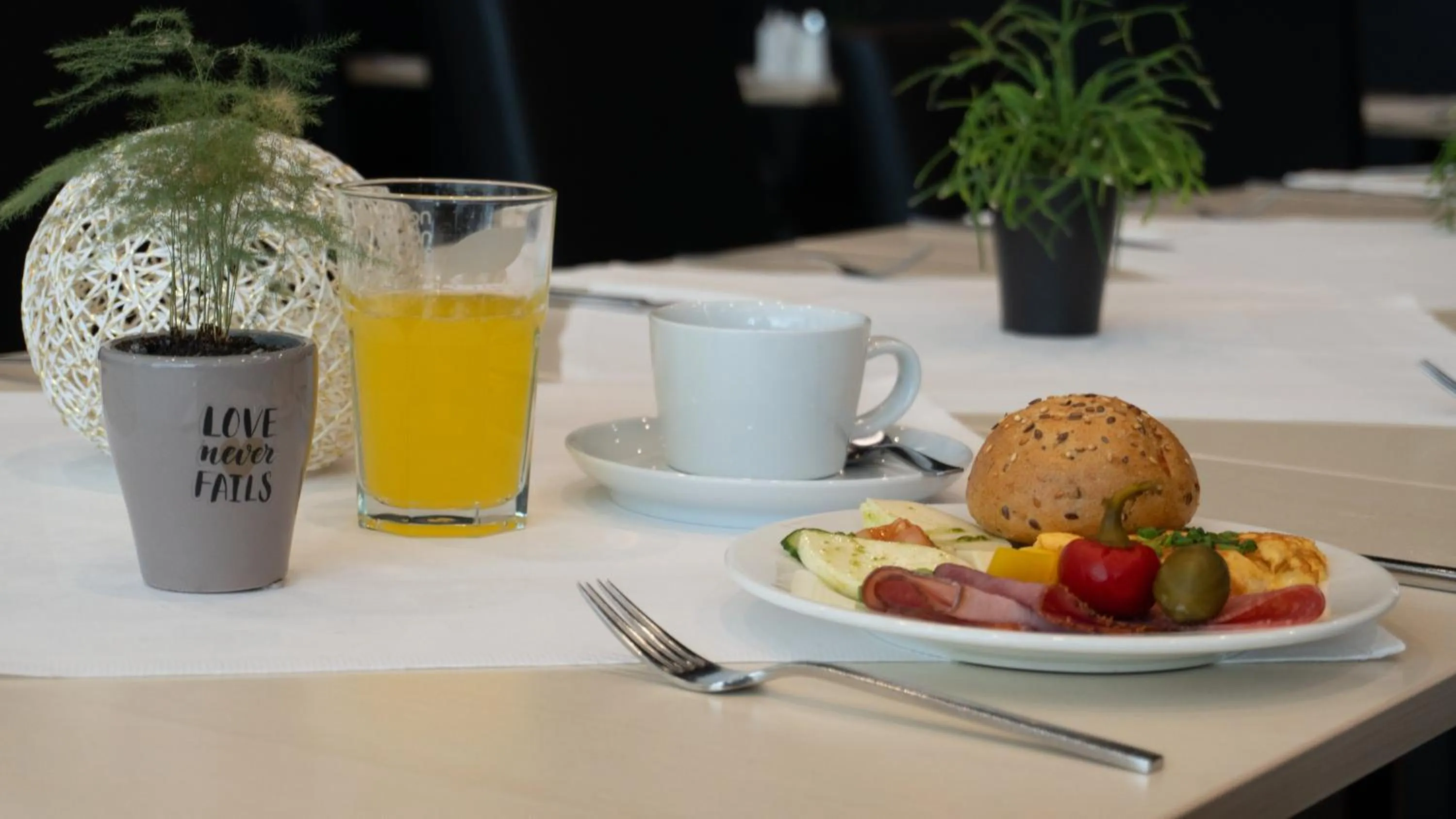 Breakfast in Pannonia Tower