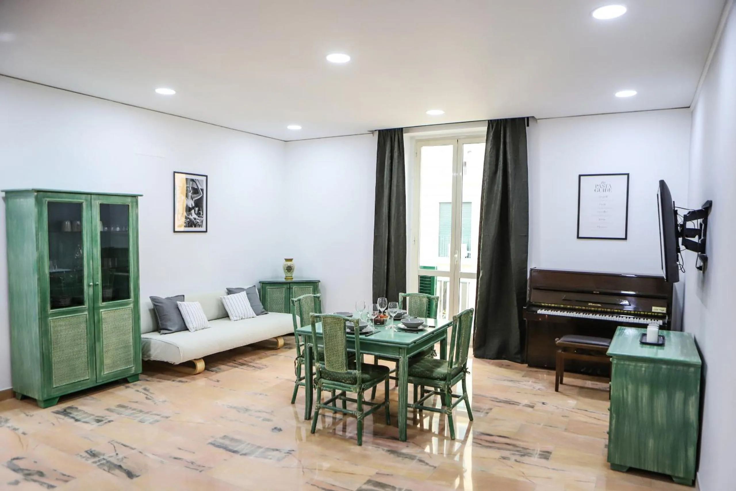 Modern Apartment at Piazza del Gesu' by Wonderful Italy