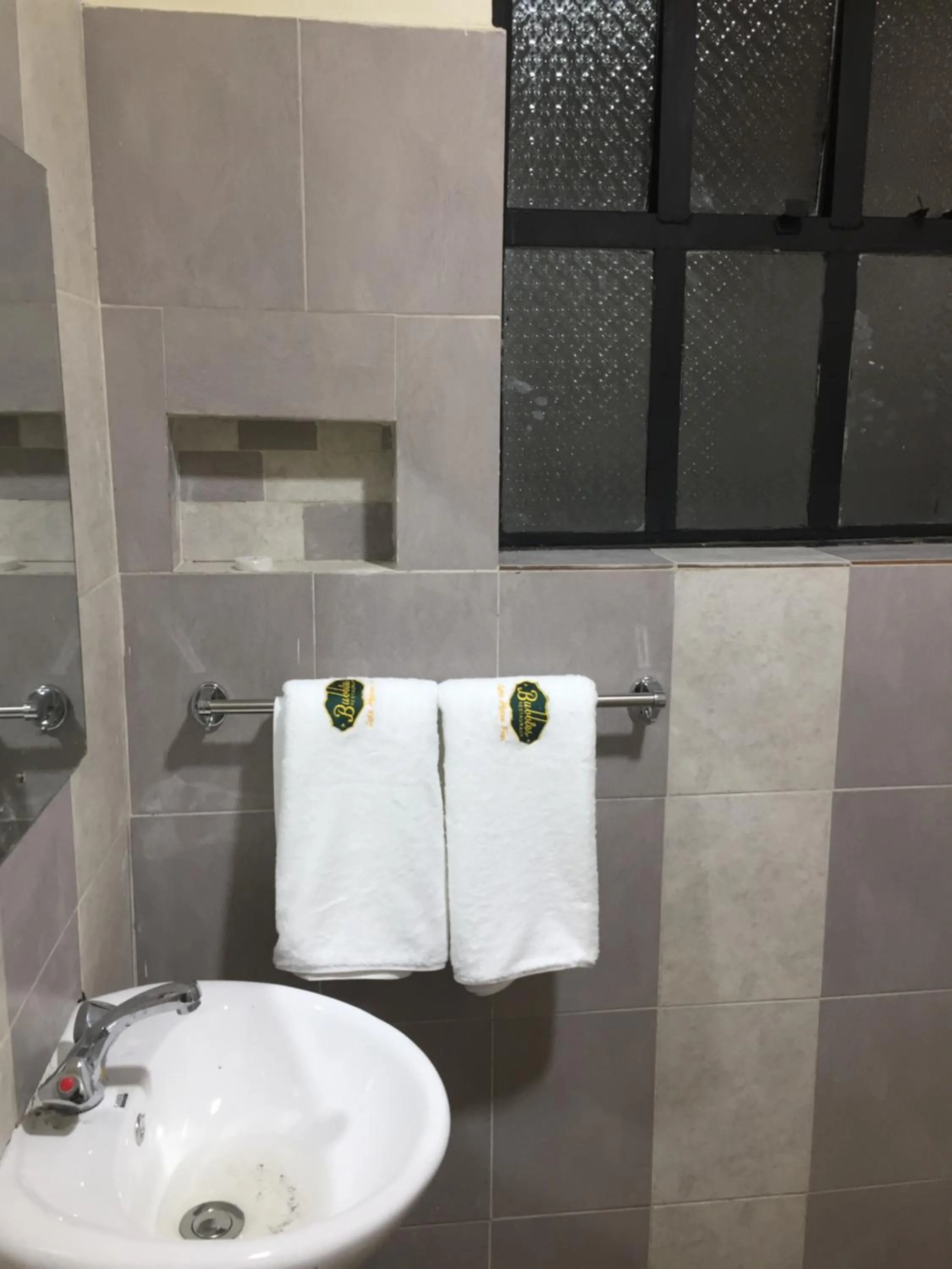 Bathroom in Bubbles Lodge Kinangop