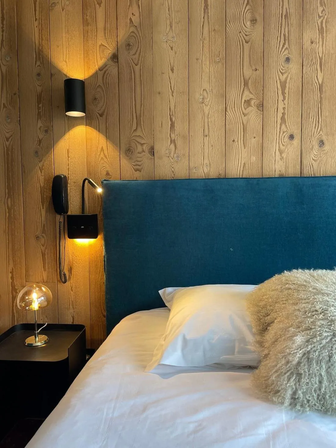 Bedroom, Bed in Chalet-Hôtel Le Labrador, The Originals Relais (Relais du Silence)