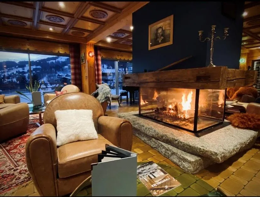 Living room, Seating Area in Chalet-Hôtel Le Labrador, The Originals Relais (Relais du Silence)