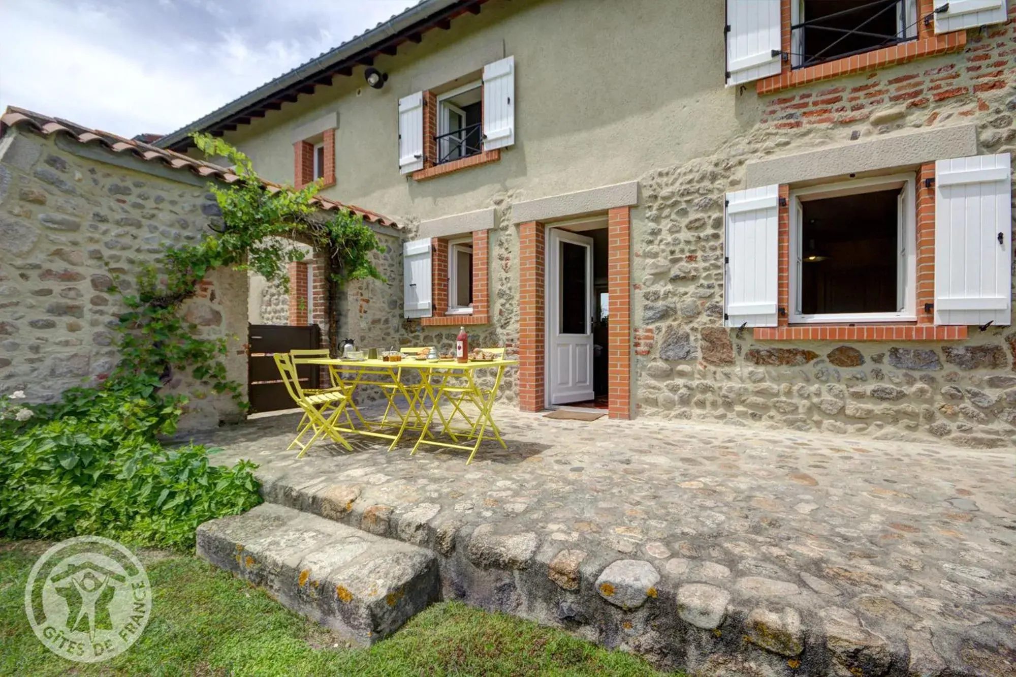 Double Room with Garden View - single occupancy in Chambres d'Hôtes Ondine et Igor Double Room with Garden View - single occupancy in Chambres d'Hôtes Ondine et Igor