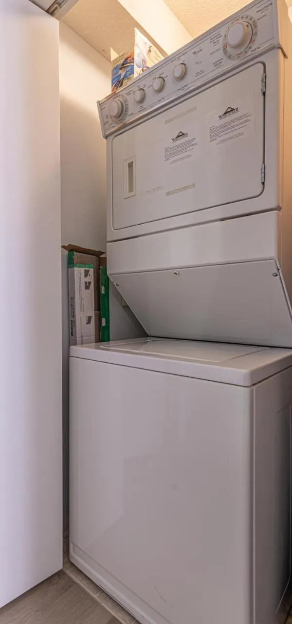 Mountain View One Bedroom Vacation Suite - WindTower 119