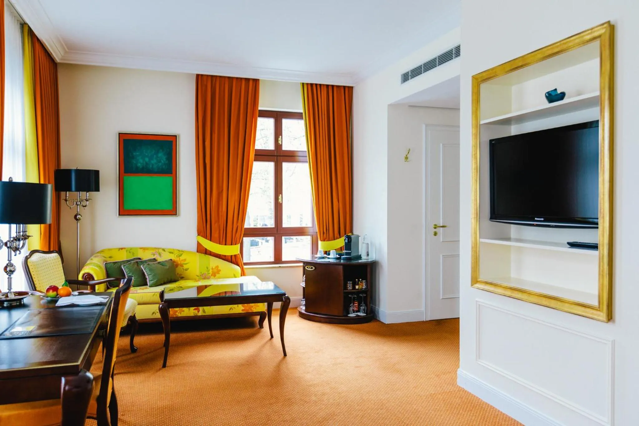 Living room in Relais & Châteaux Bülow Palais