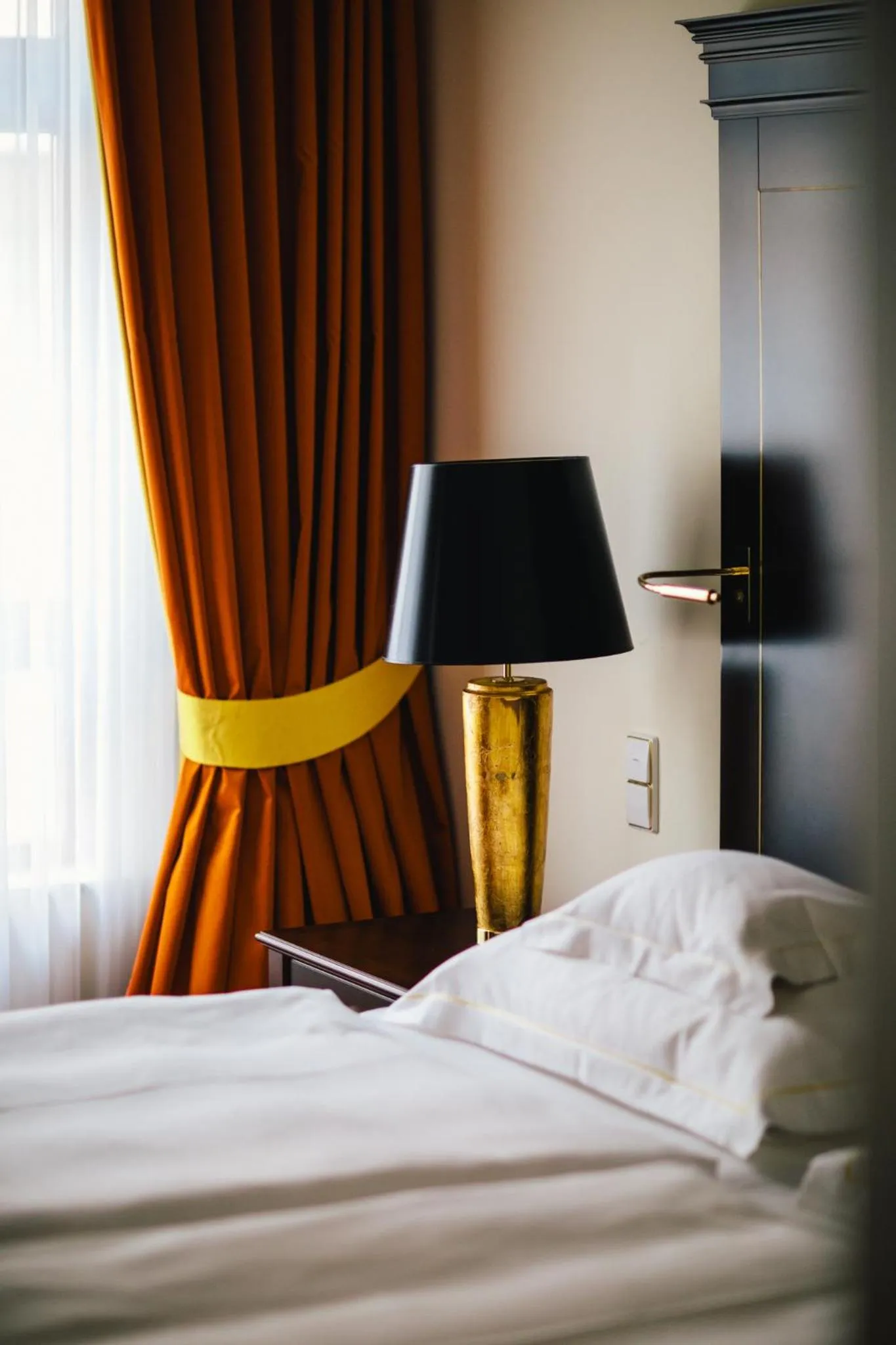 Bed in Relais & Châteaux Bülow Palais