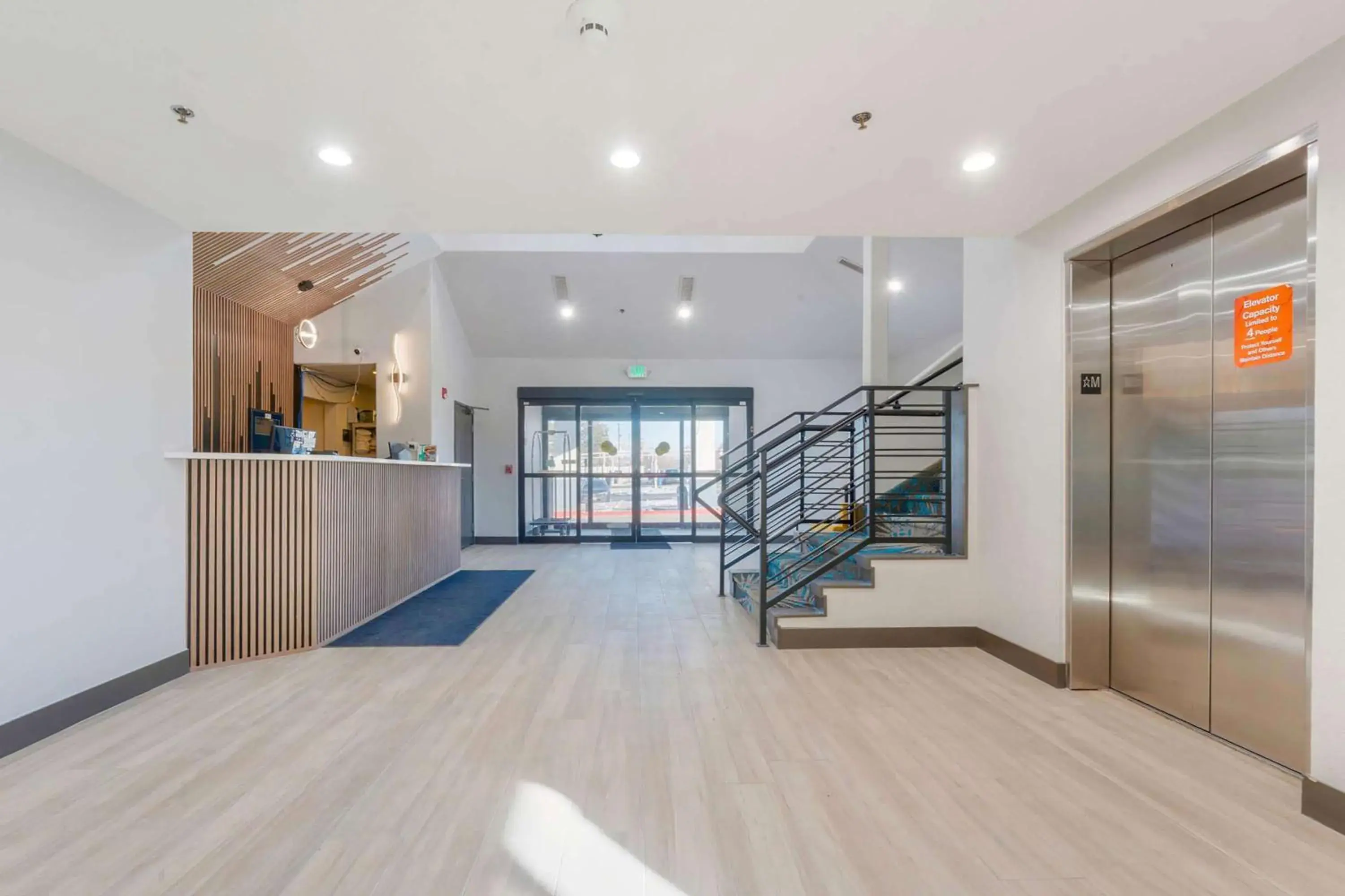 Lobby or reception in Days Inn by Wyndham Thornton Lobby or reception in Days Inn by Wyndham Thornton