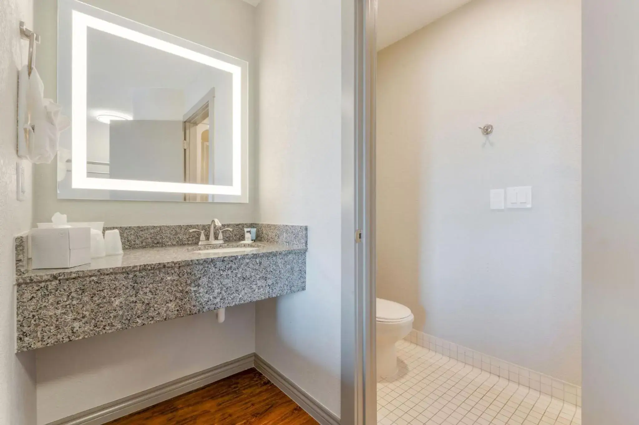 Bathroom in Days Inn by Wyndham Thornton Bathroom in Days Inn by Wyndham Thornton