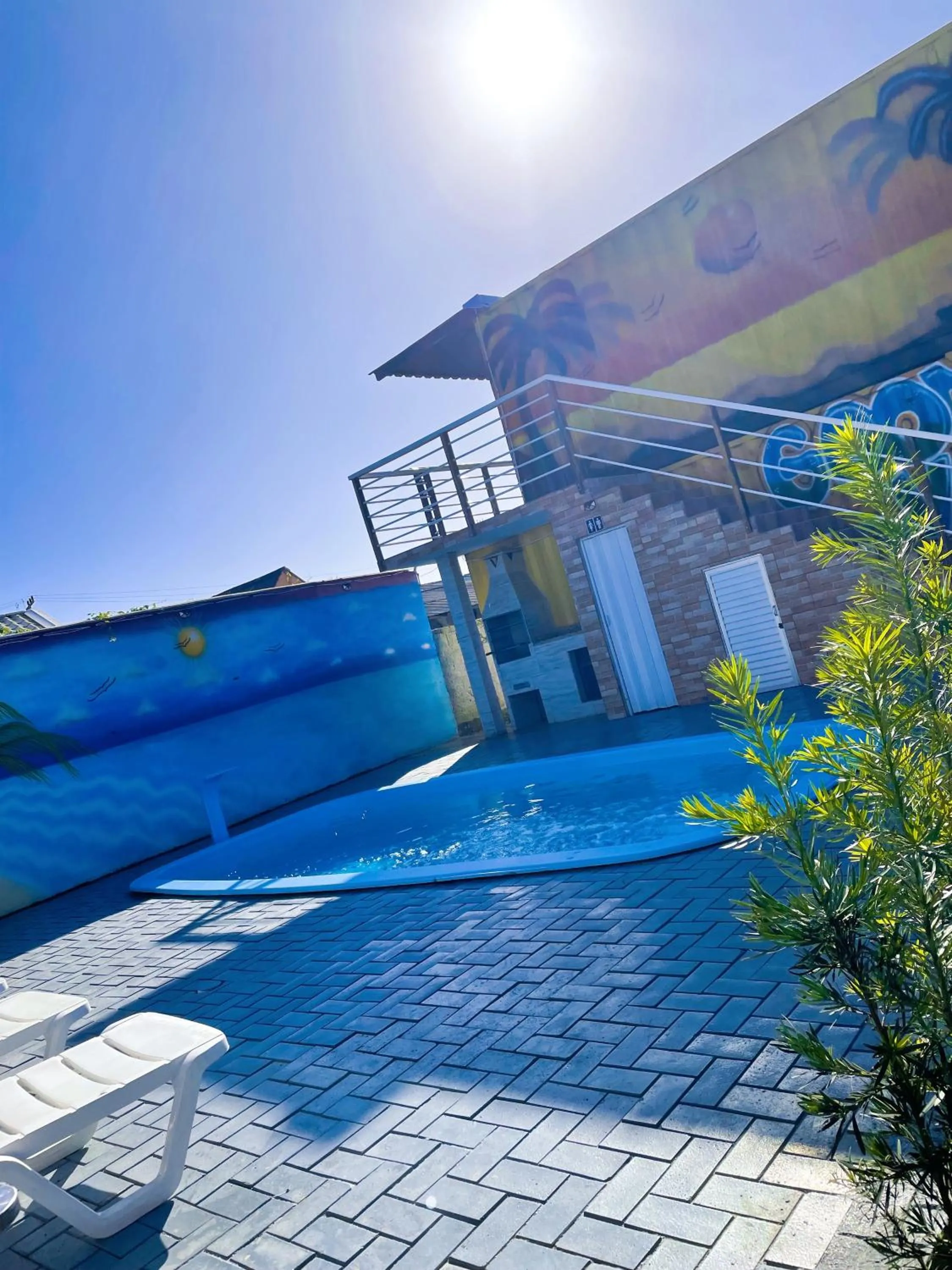 Swimming pool in Pousada El Patron