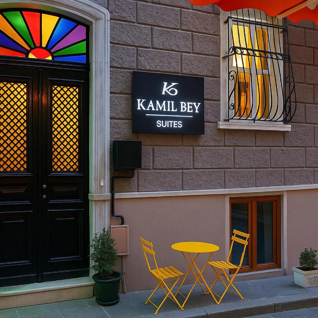 Day in Taksim Istiklal Street Kamilbey Hotel