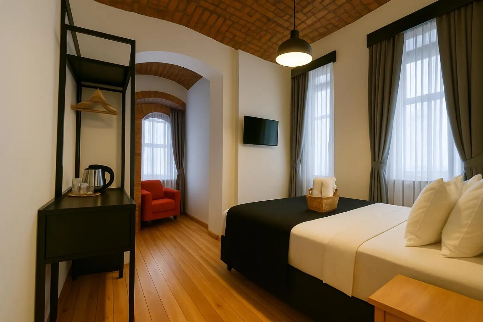 Bed in Taksim Istiklal Street Kamilbey Hotel