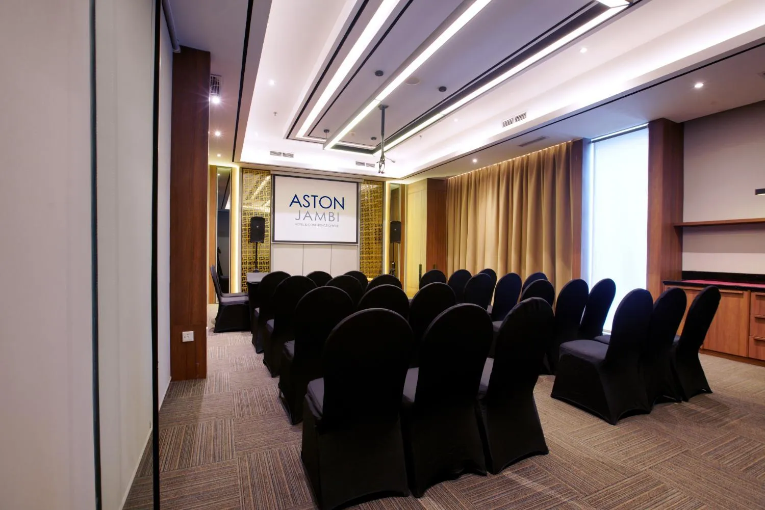 Meeting/conference room in Aston Jambi Hotel & Conference Center