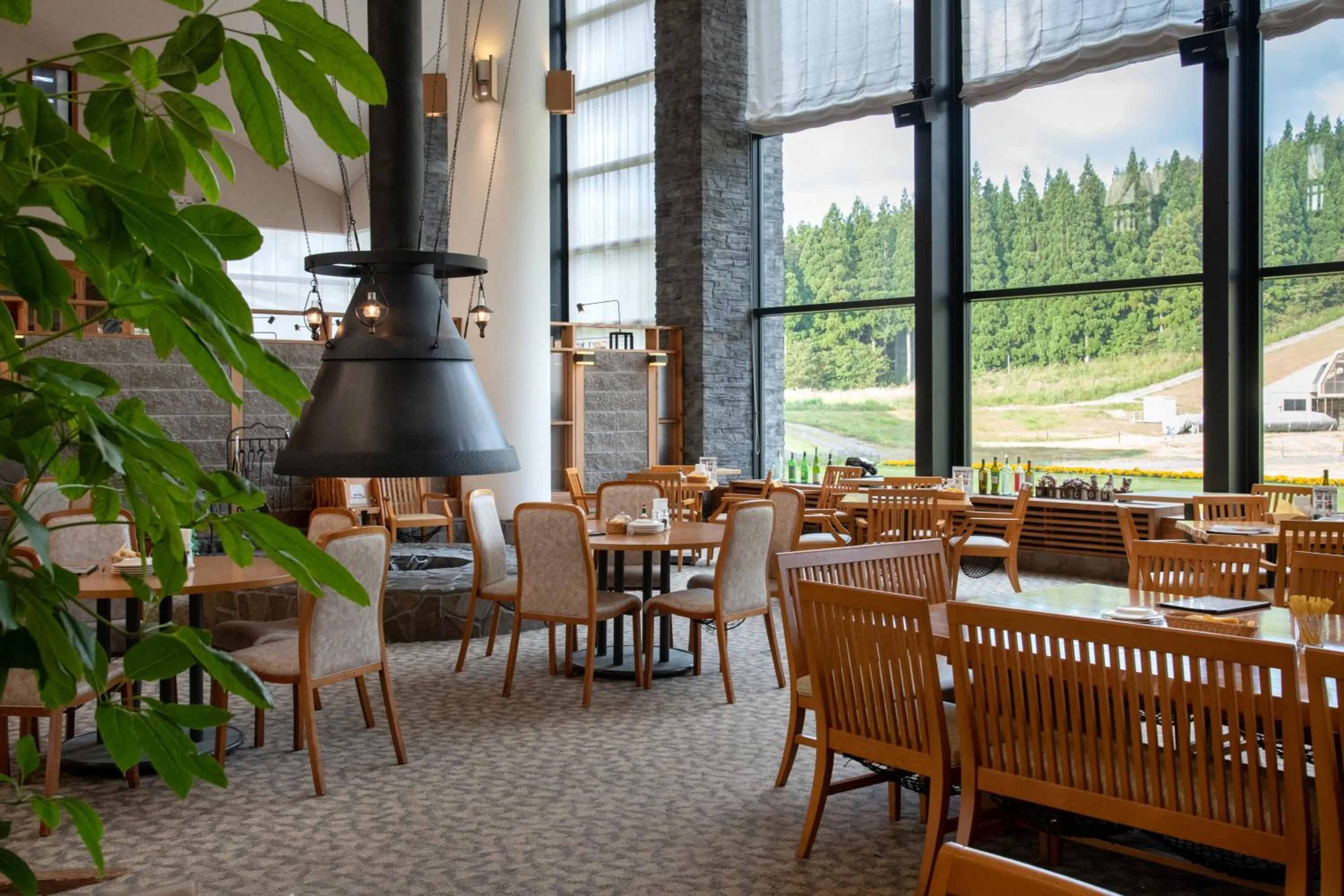 Restaurant/places to eat in Hotel Harvest Skijam Katsuyama