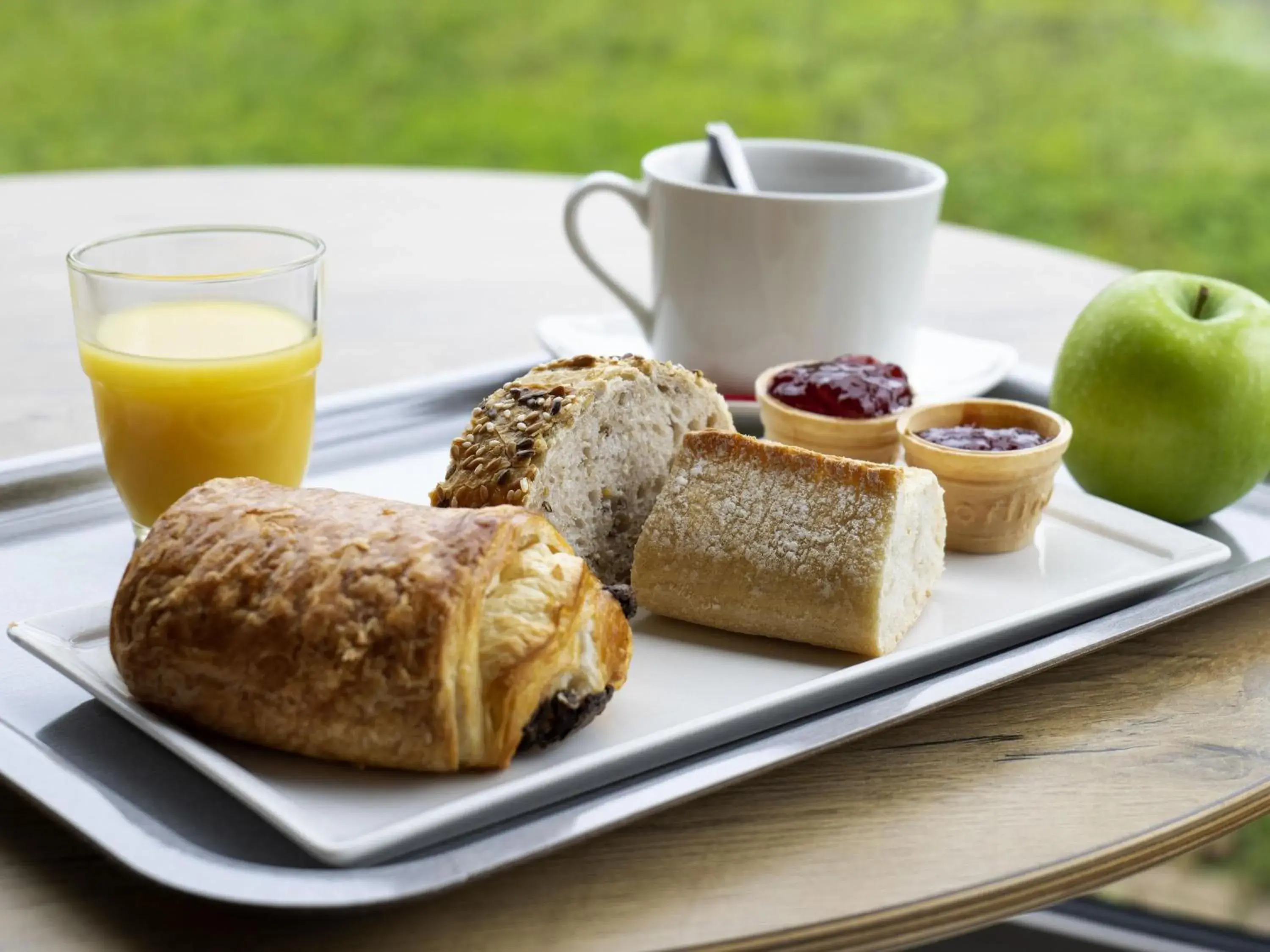 Breakfast in ibis Moulins Breakfast in ibis Moulins