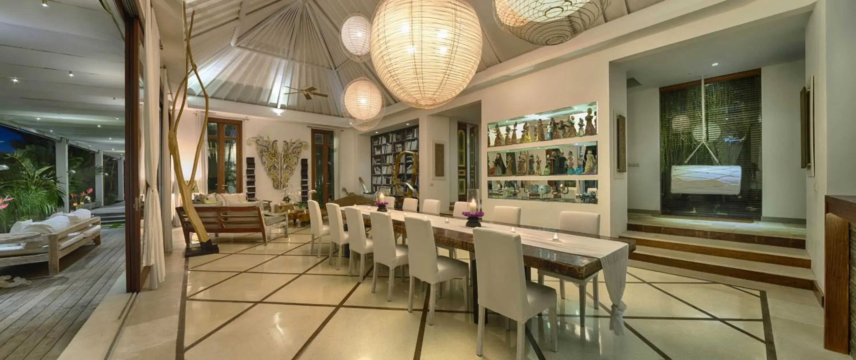 Restaurant/places to eat in Pure Villa Bali by Nagisa Bali Restaurant/places to eat in Pure Villa Bali by Nagisa Bali