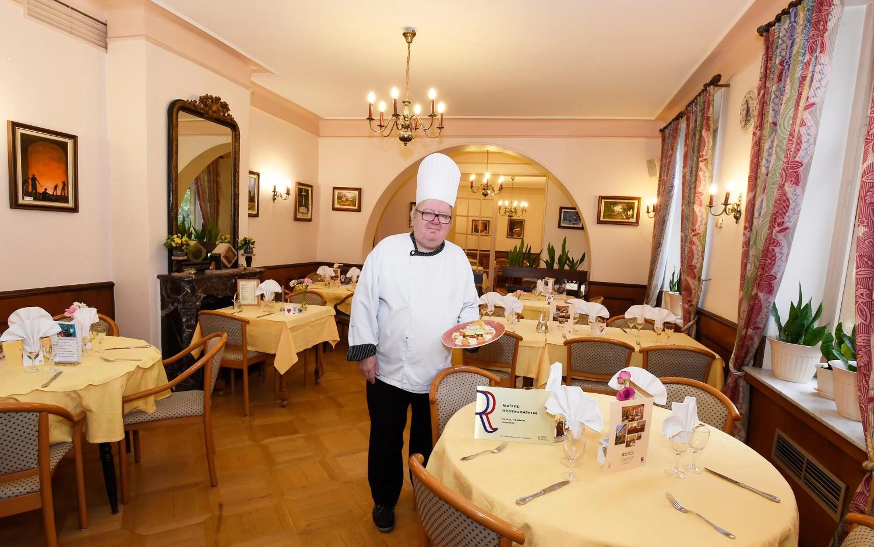 Restaurant/places to eat in Logis Hotel Restaurant Remotel