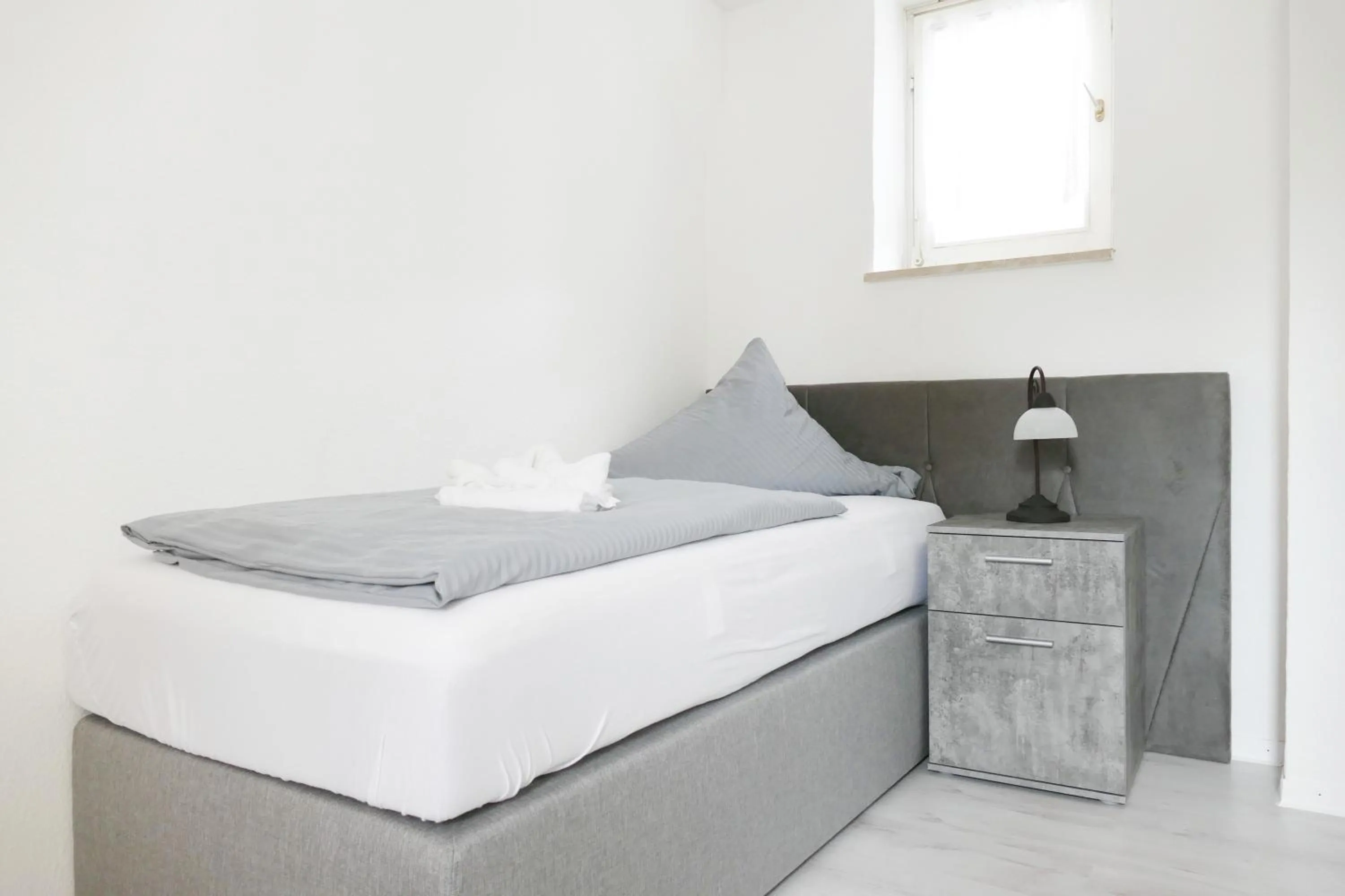 Bed in Hotel Weserstuben