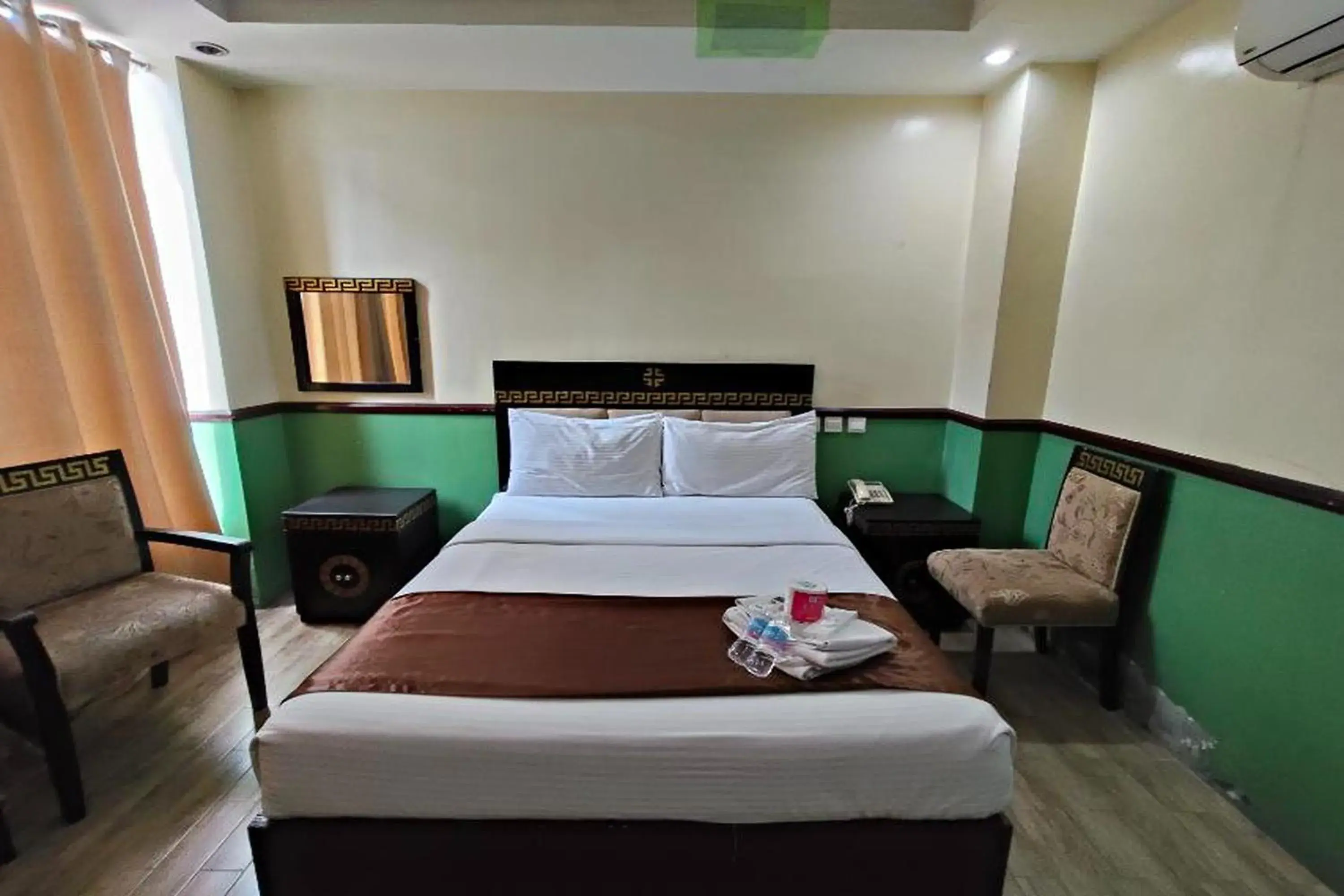 Bedroom, Bed in Manila Crown Palace Hotel Bedroom, Bed in Manila Crown Palace Hotel