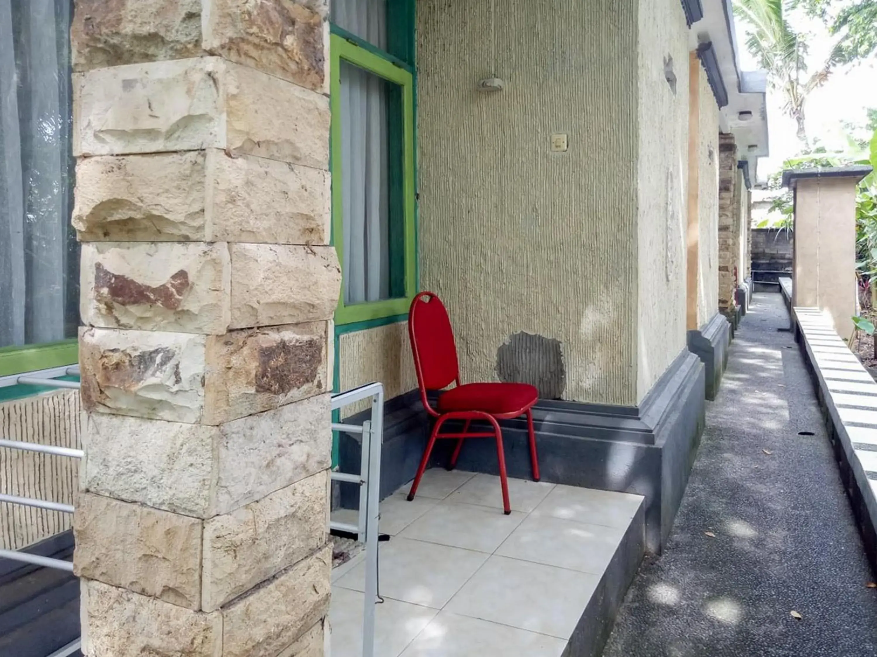 Property building in DATON HOUSE near Bali Zoo Ubud Mitra RedDoorz Property building in DATON HOUSE near Bali Zoo Ubud Mitra RedDoorz