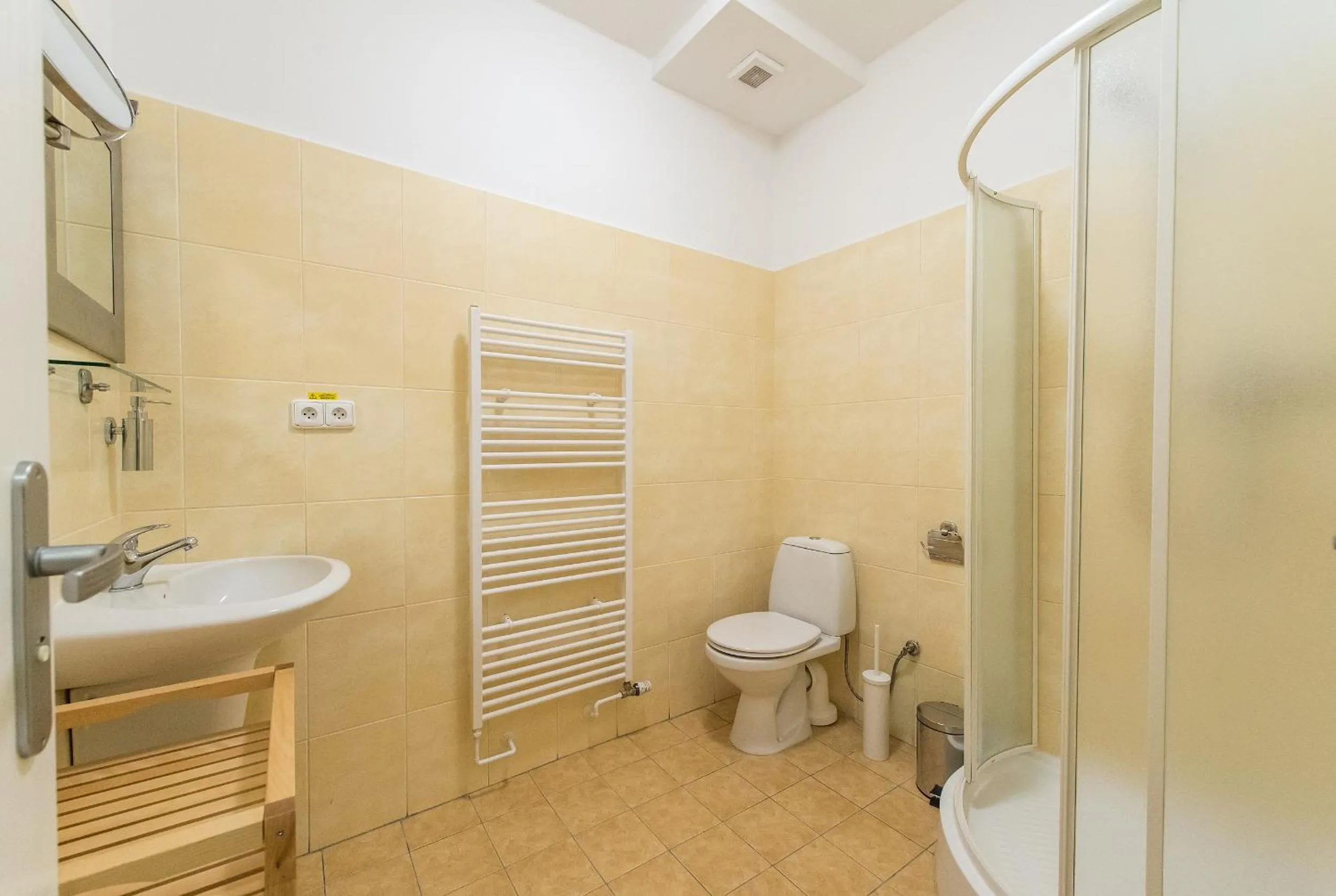 Shower in Penzion Zámecká Zahrada