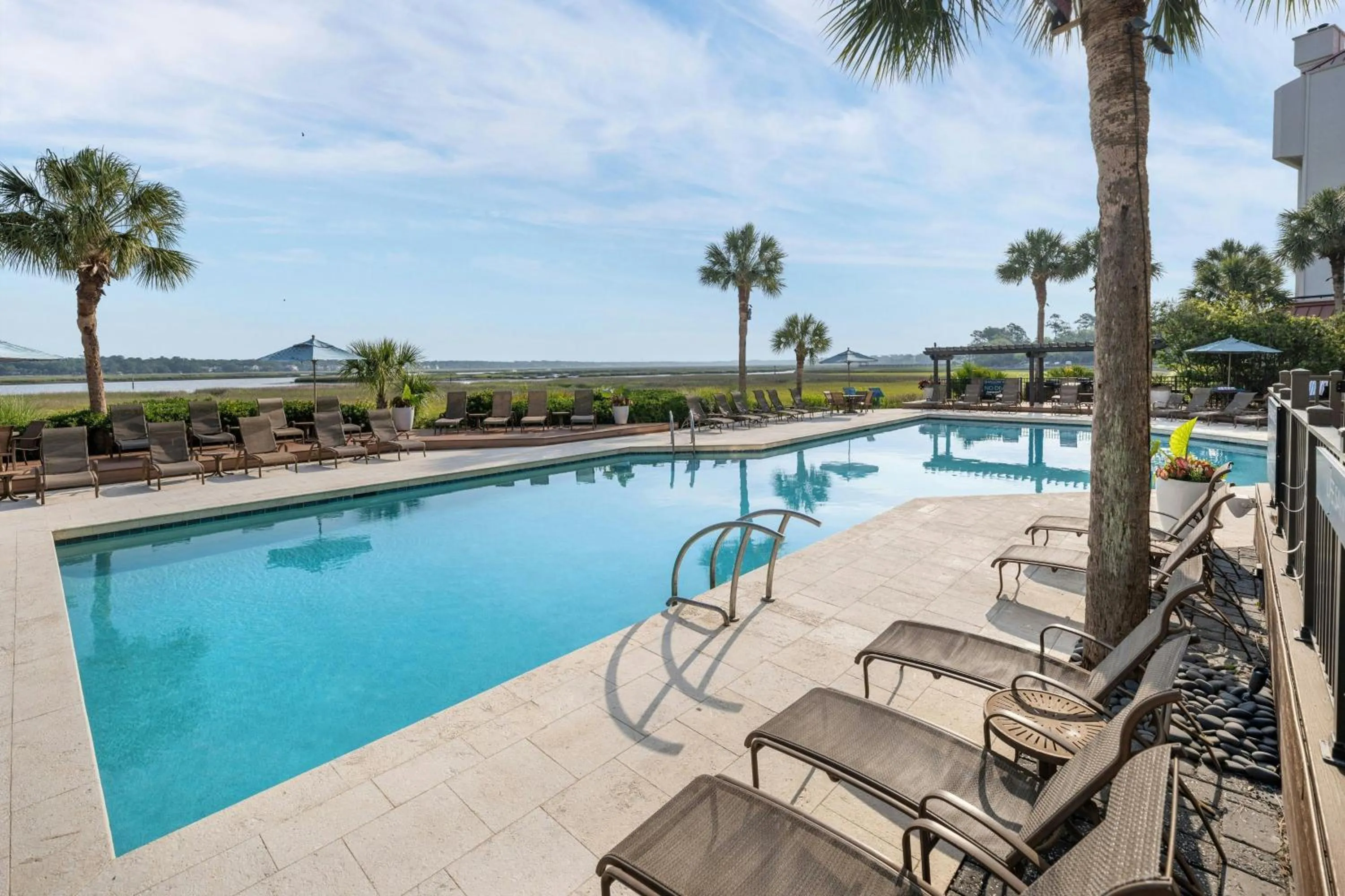 Swimming pool in Marriott's Harbour Point and Sunset Pointe at Shelter Cove