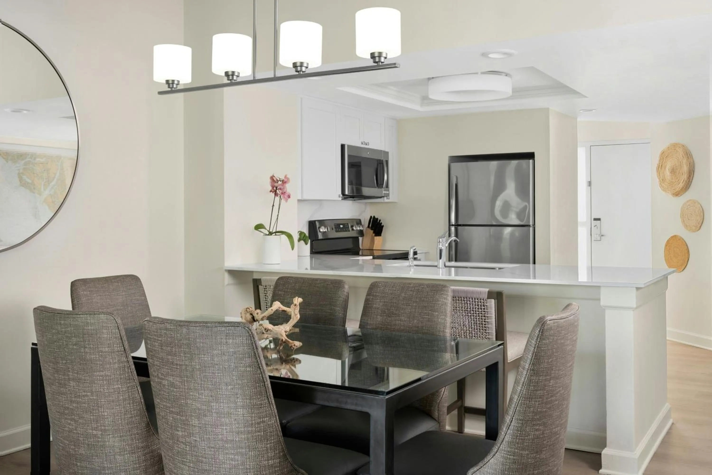 Kitchen or kitchenette in Marriott's Harbour Point and Sunset Pointe at Shelter Cove