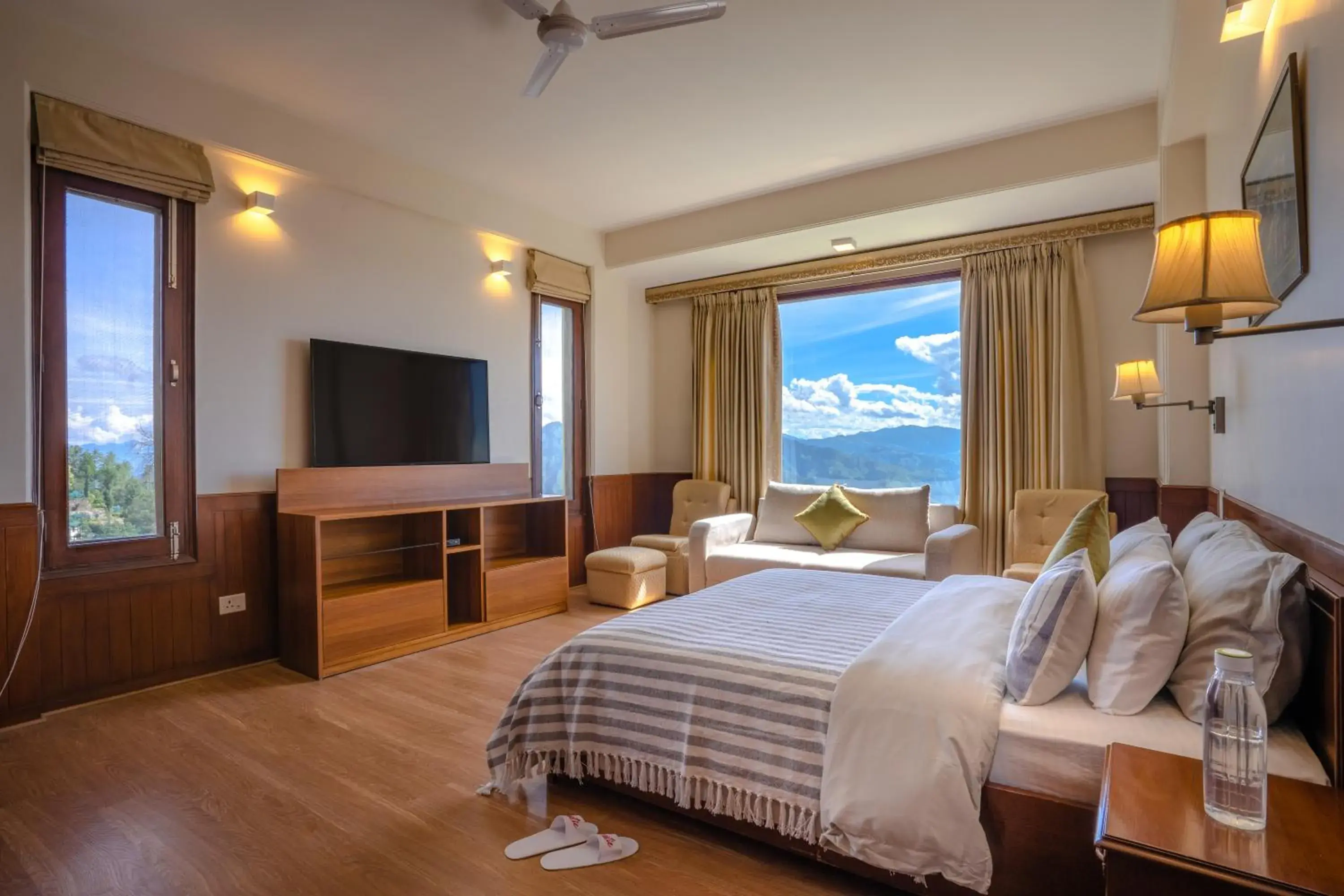 Three-Bedroom Apartment in 3 BHK Private Apartment in Shimla - Amazing view Three-Bedroom Apartment in 3 BHK Private Apartment in Shimla - Amazing view