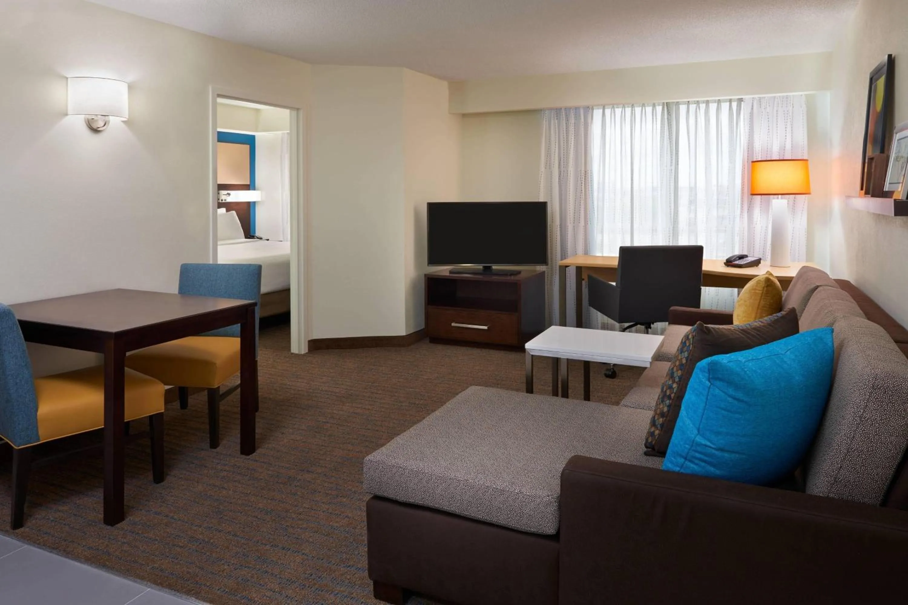 Living room in Residence Inn by Marriott Toronto Airport