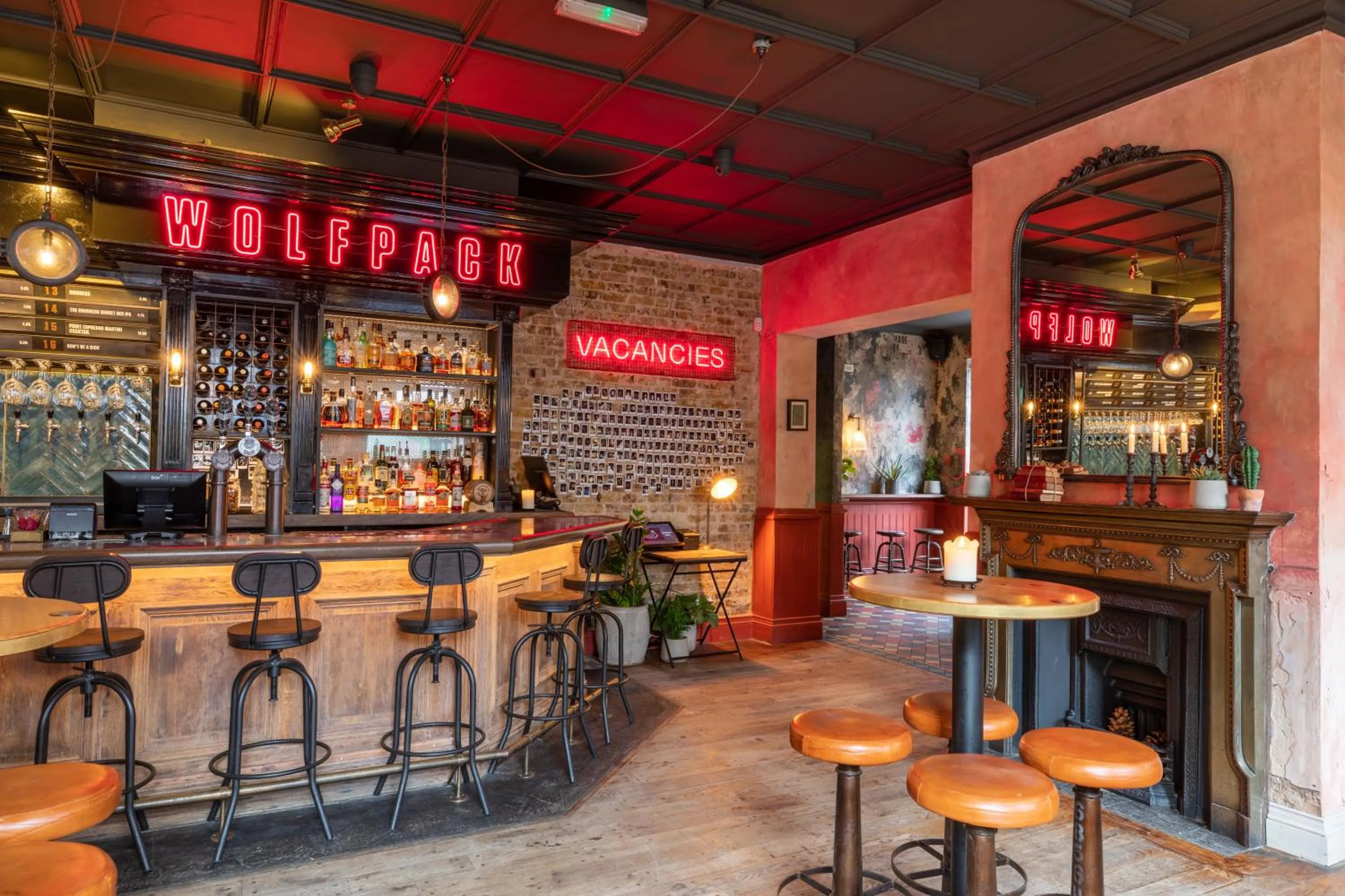 Restaurant/places to eat in The Wolfpack Inn